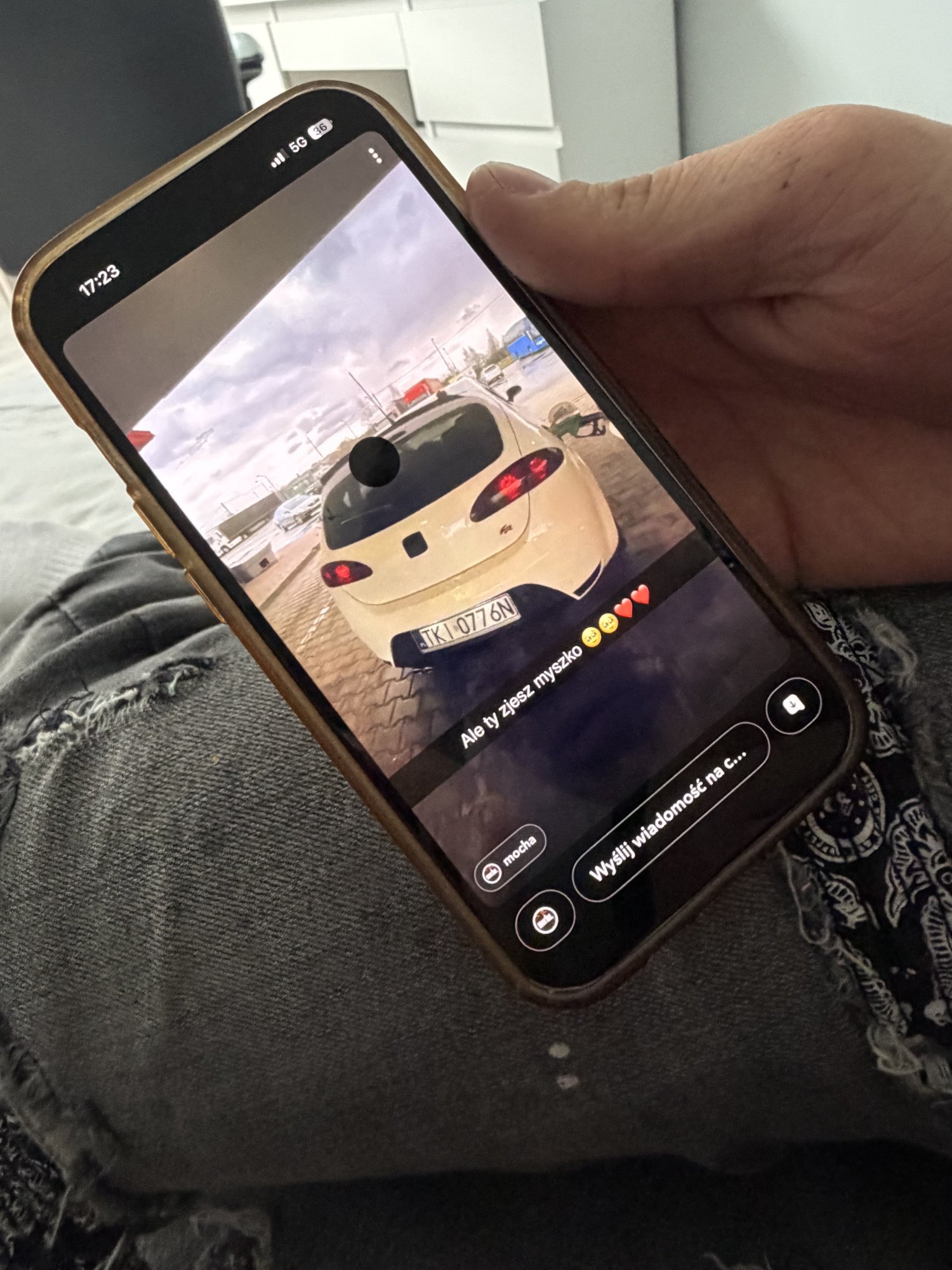 Numer rejestracyjny TKI 0776N posiada SEAT Leon 2.0 MR`05 E4 1P FR - TKI0776N