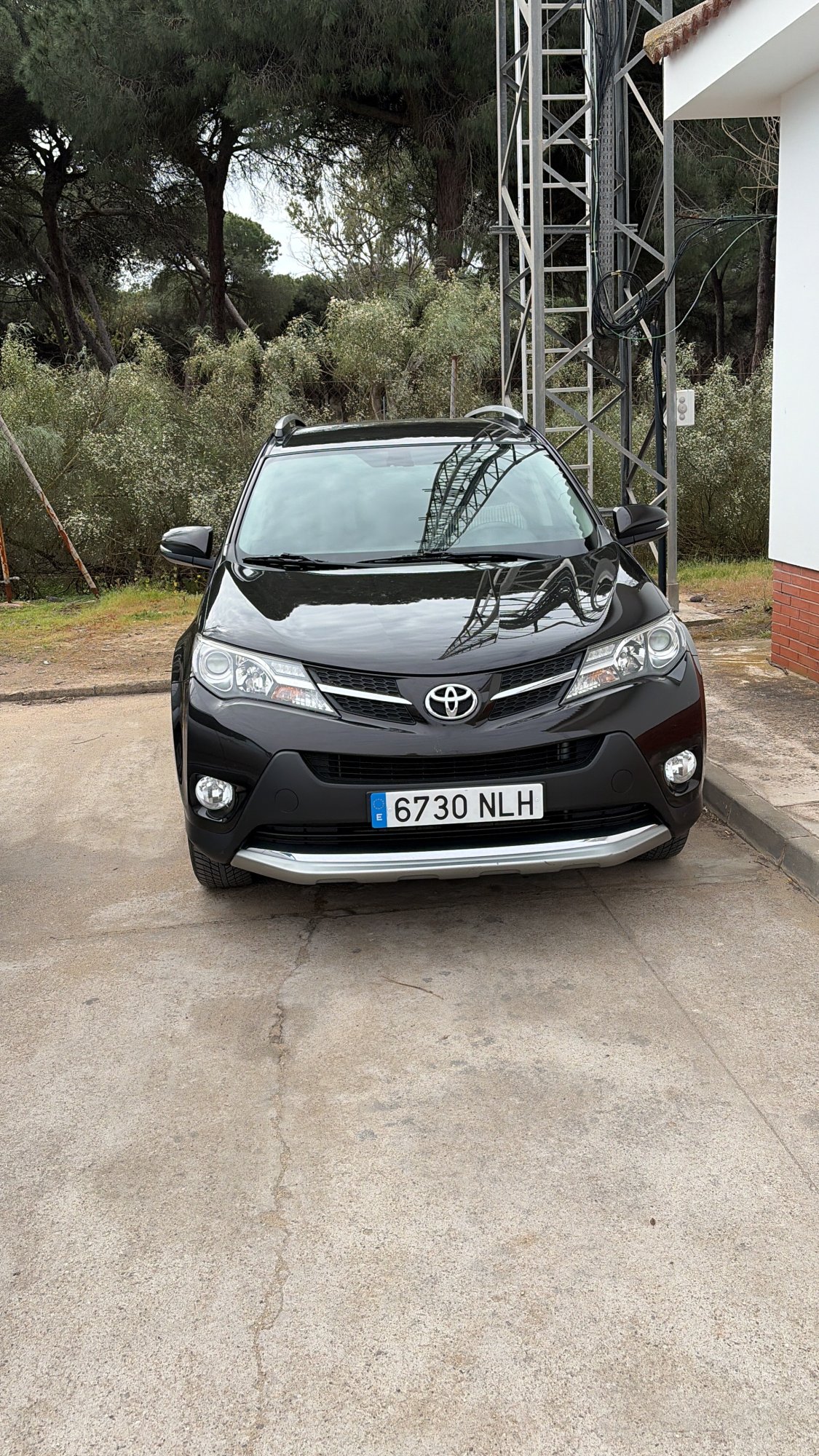 Numer rejestracyjny 6730NLH posiada TOYOTA RAV4