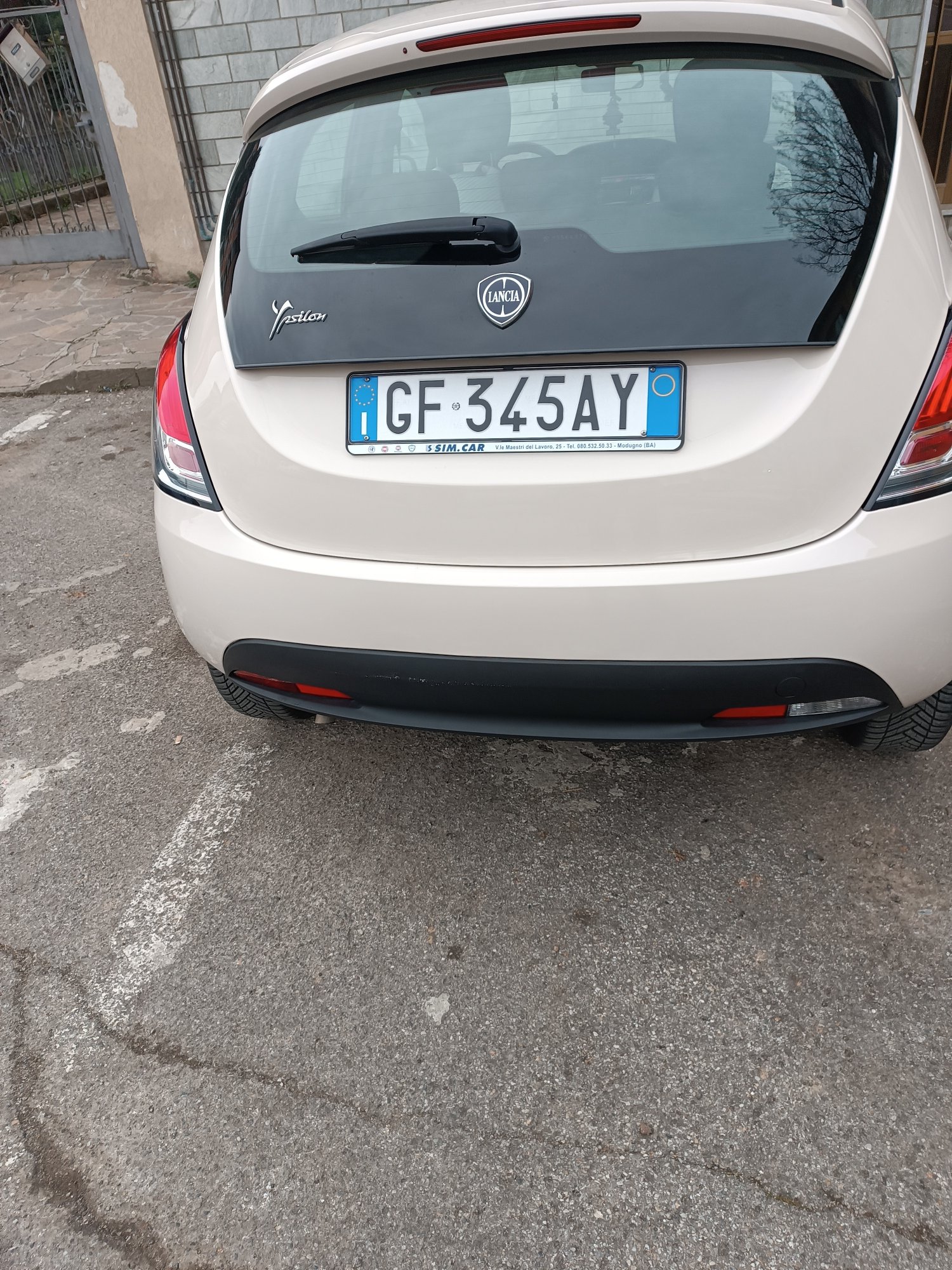 Numer rejestracyjny GF345AY posiada LANCIA Ypsilon 3a serie