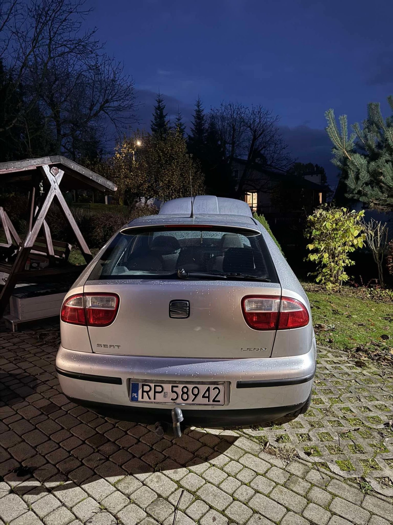 Numer rejestracyjny RP 58942 posiada SEAT LEON 1.6 - RP58942 Numer rejestracyjny RP 58942 posiada SEAT LEON 1.6 - RP58942