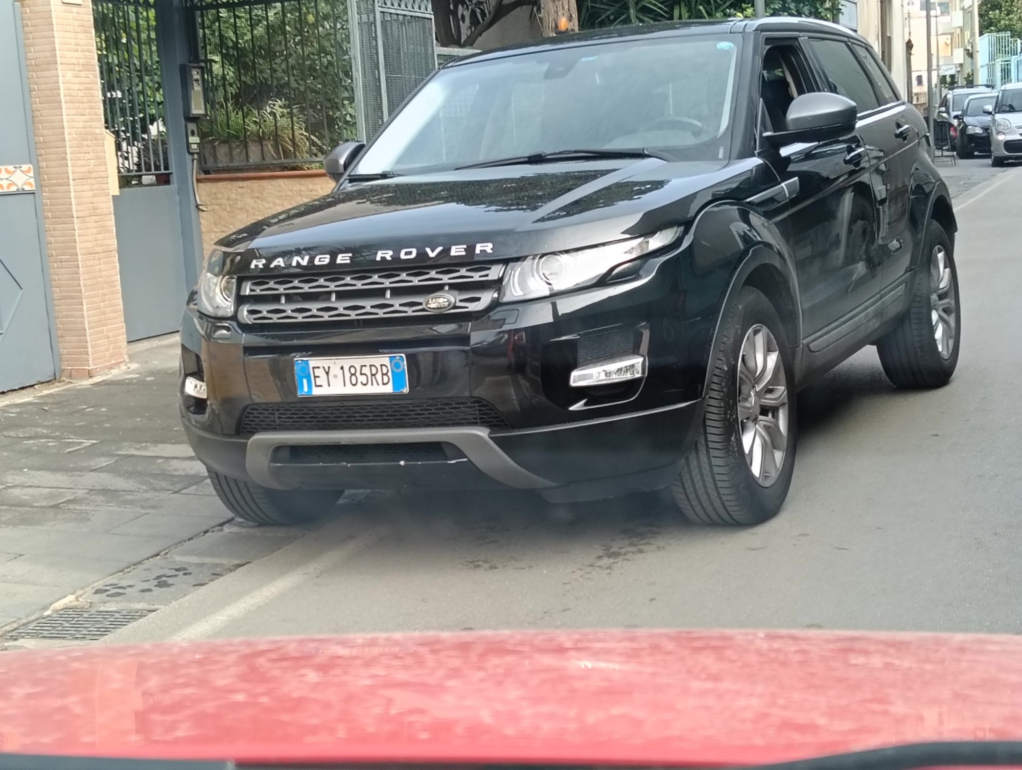 Numer rejestracyjny EY185RB posiada LAND ROVER RR Evoque 1a serie Numer rejestracyjny EY185RB posiada LAND ROVER RR Evoque 1a serie