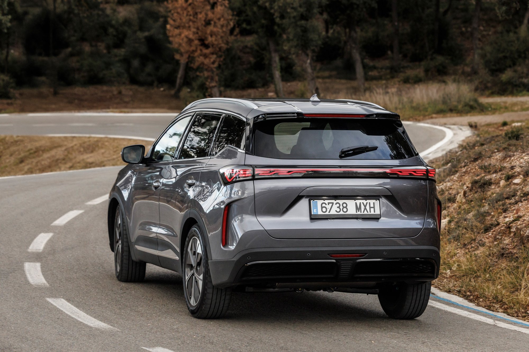 Numer rejestracyjny 6738MXH posiada EBRO S700