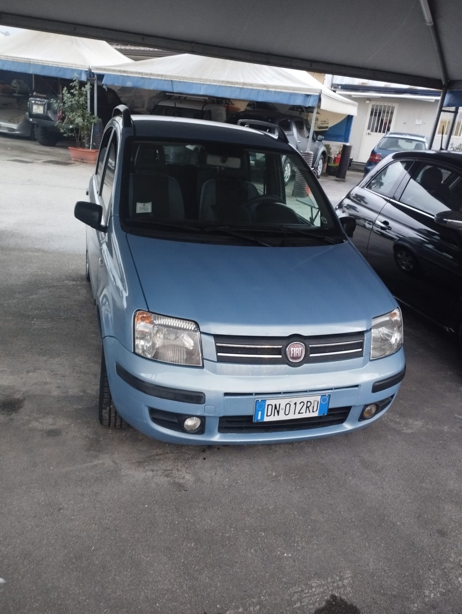 Numer rejestracyjny DN012RD posiada FIAT Panda 2a serie