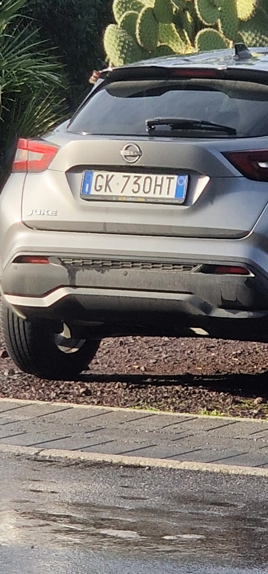 Numer rejestracyjny GK730HT posiada NISSAN Juke 2a serie