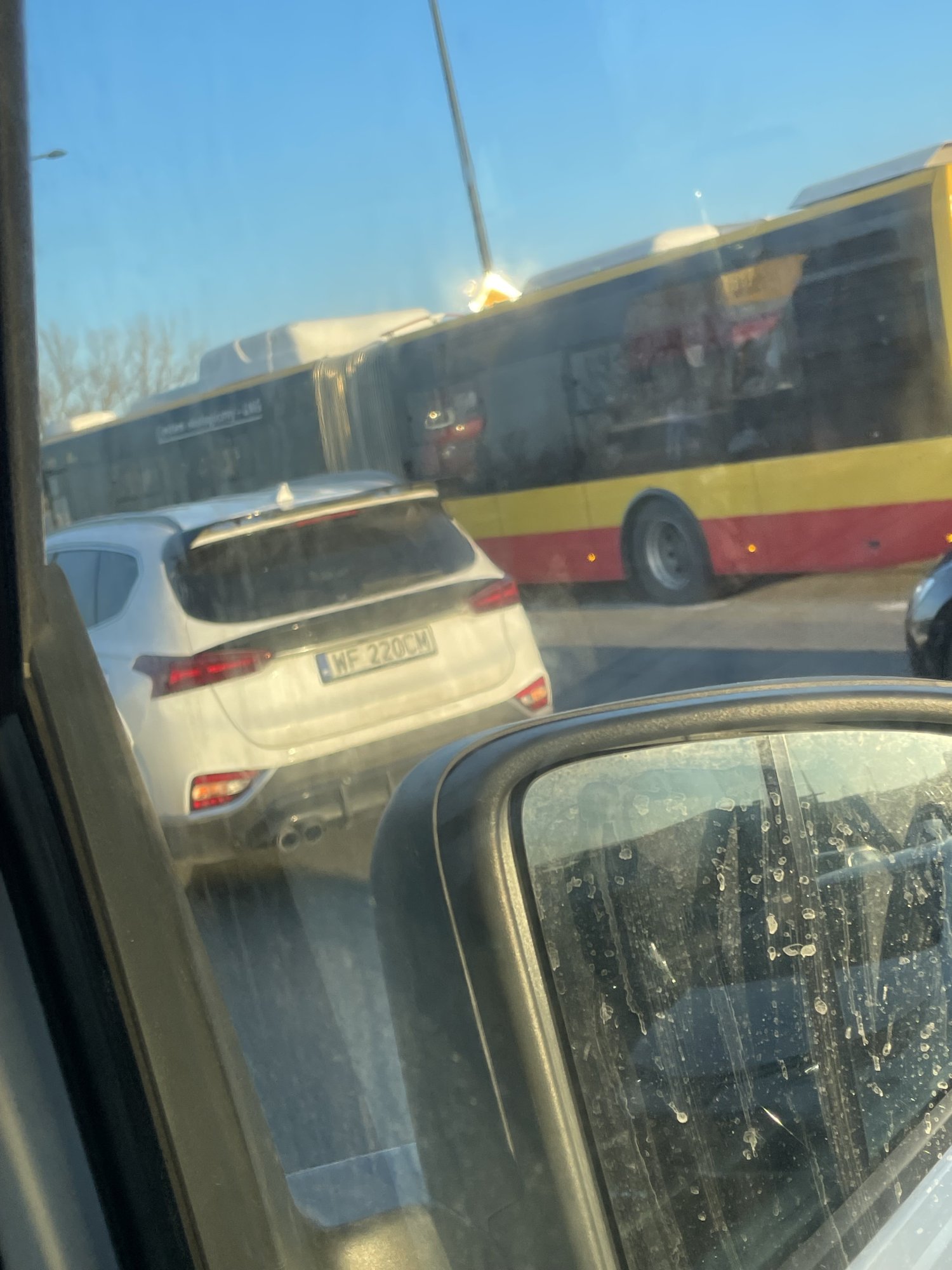 Numer rejestracyjny WF 220CM posiada HYUNDAI Santa Fe 2.0 CRD MR`19 E6d Executive 4WD Aut. - WF220CM Numer rejestracyjny WF 220CM posiada HYUNDAI Santa Fe 2.0 CRD MR`19 E6d Executive 4WD Aut. - WF220CM