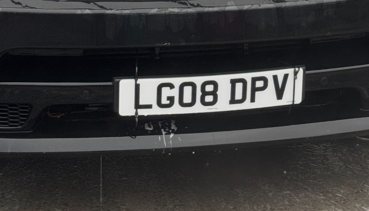 Numer rejestracyjny LG08DPV posiada  