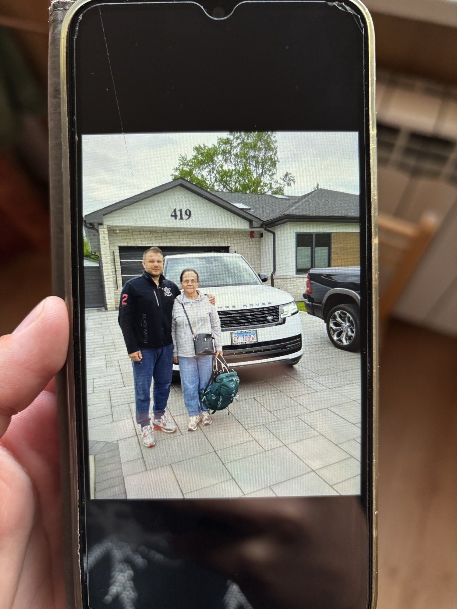 Numer rejestracyjny 79502 posiada Land Rover Range Rover