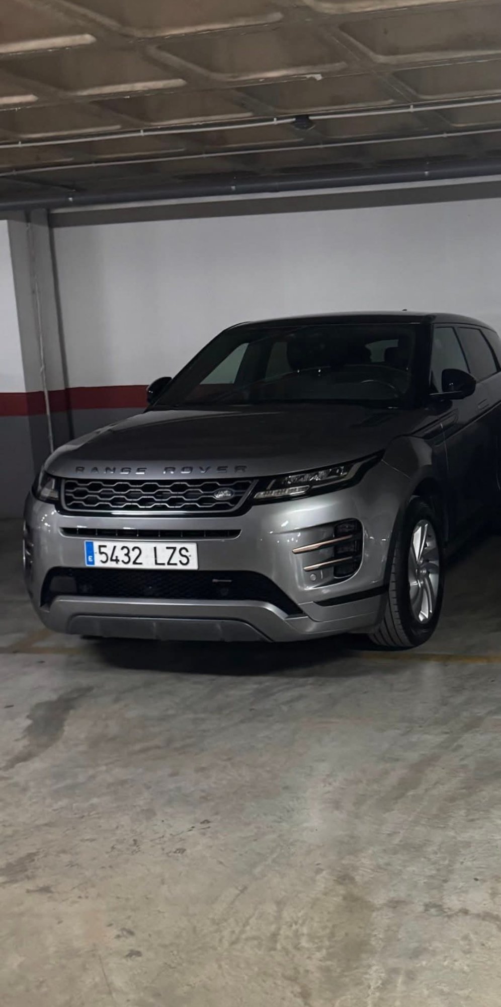 Numer rejestracyjny 5432LZS posiada LAND ROVER RANGE ROVER EVOQUE