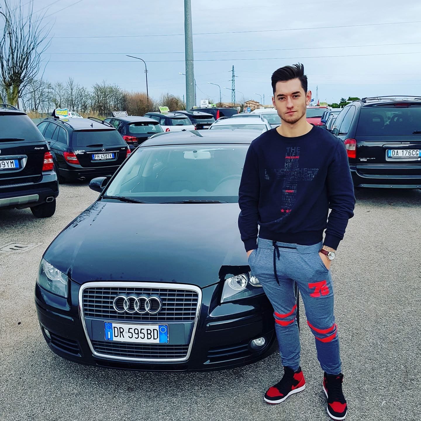 Numer rejestracyjny DR595BD posiada AUDI A3 2a serie