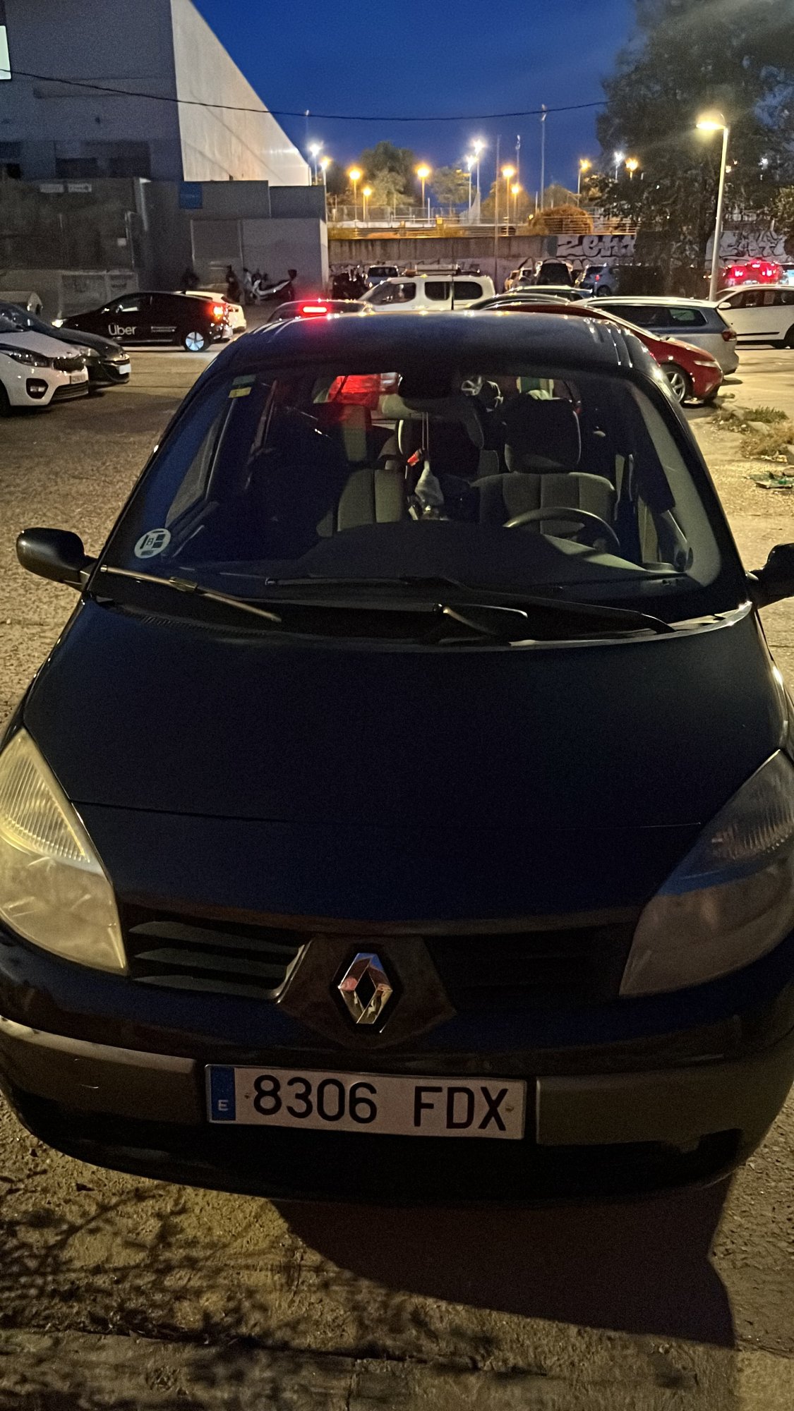 Numer rejestracyjny 8306FDX posiada RENAULT SCENIC Numer rejestracyjny 8306FDX posiada RENAULT SCENIC