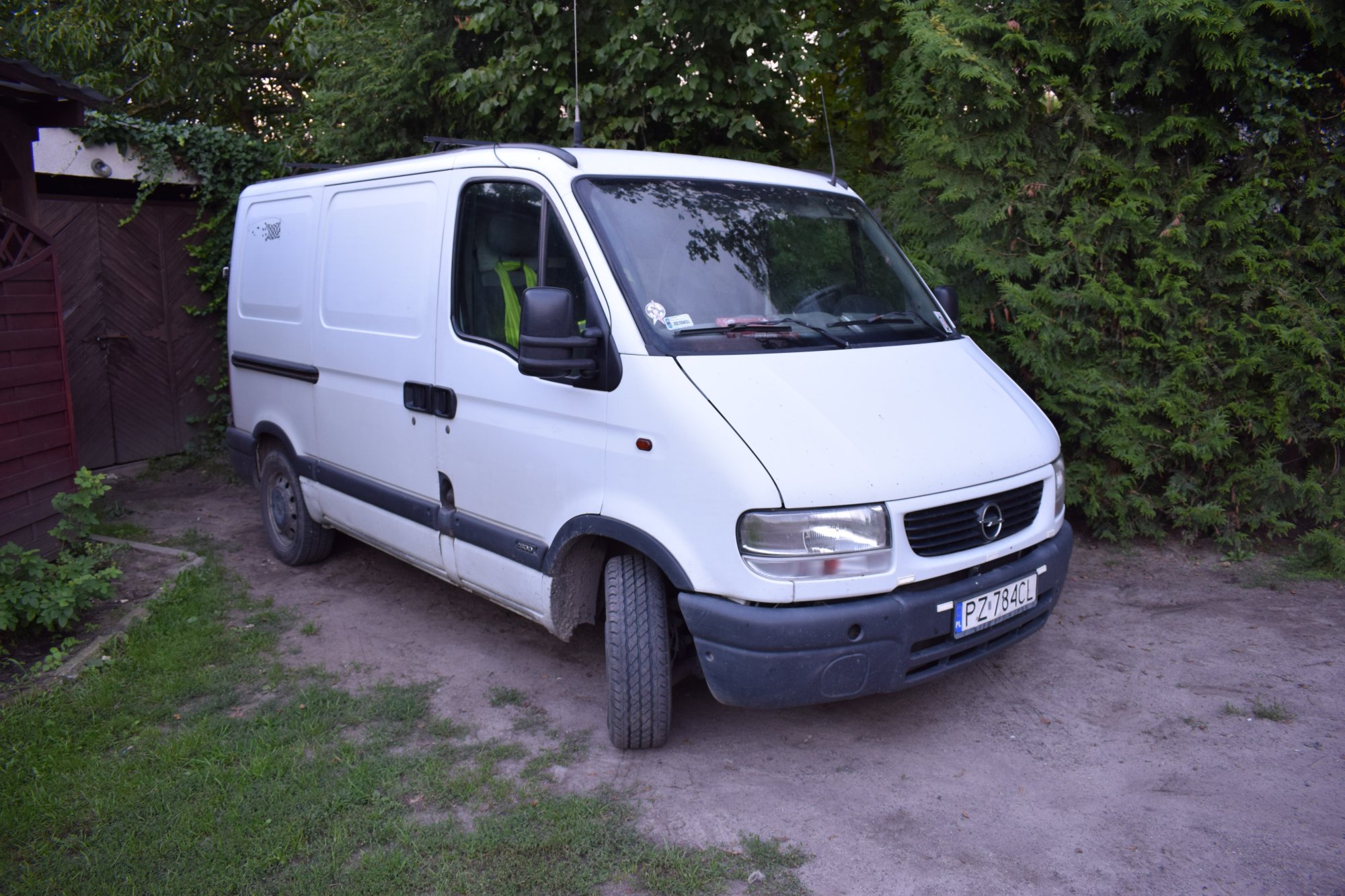Numer rejestracyjny PZ 784CL posiada OPEL MOVANO - PZ784CL