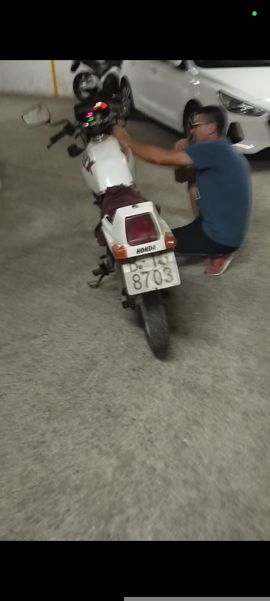 Numer rejestracyjny BE168703 posiada Honda 