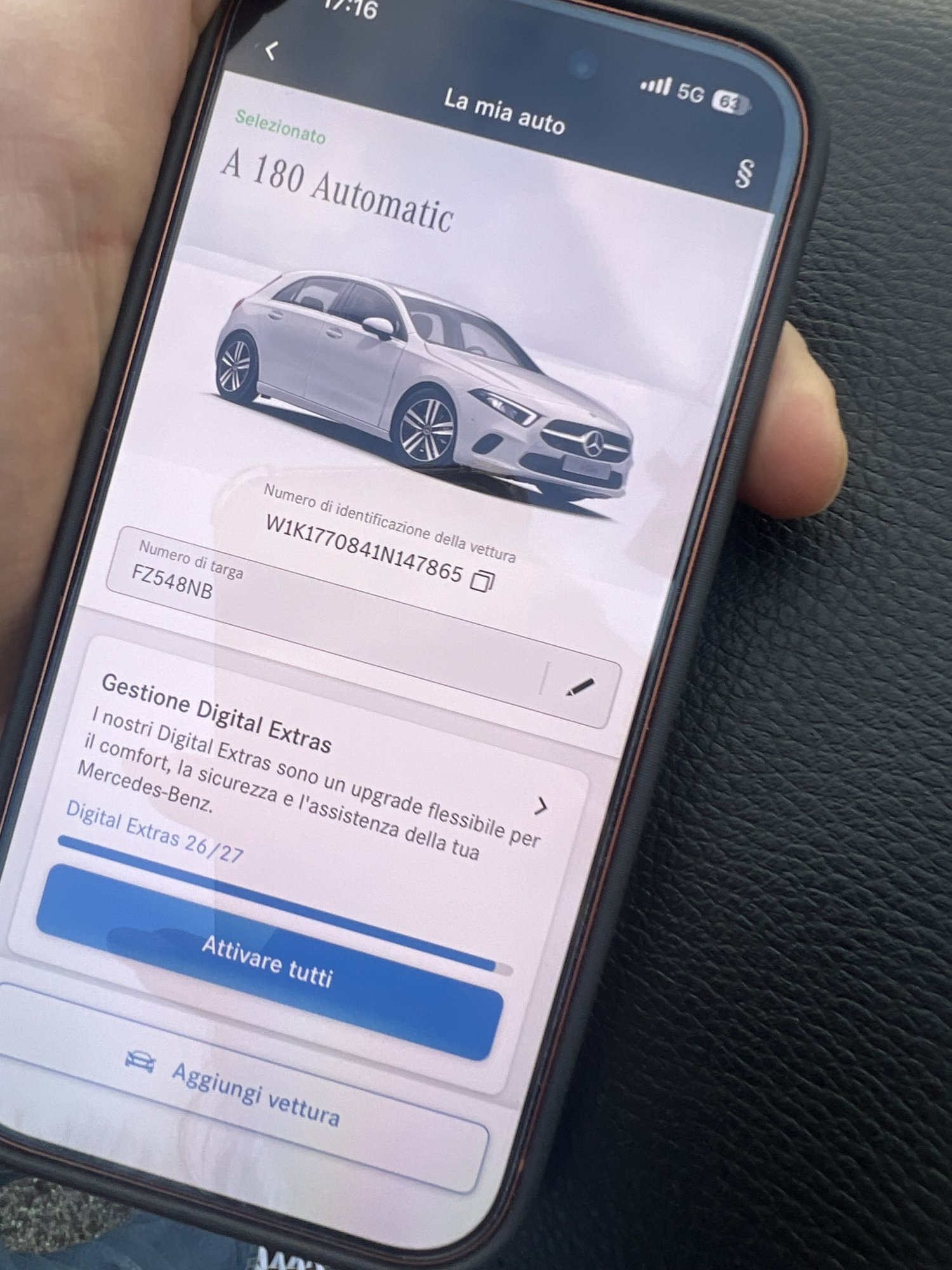 Numer rejestracyjny FZ548NB posiada MERCEDES Classe A