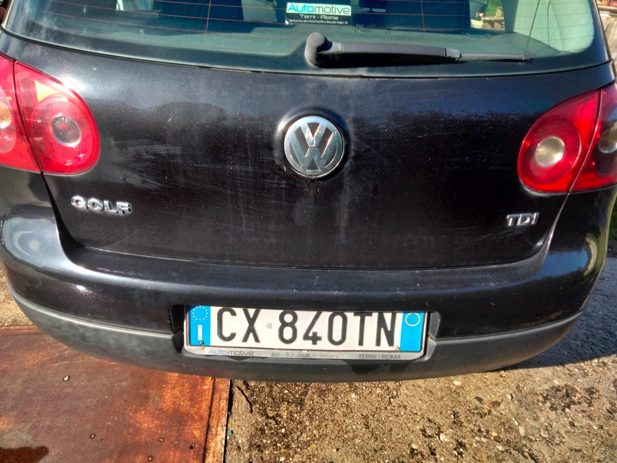 Numer rejestracyjny CX840TN posiada VOLKSWAGEN Golf 5a serie