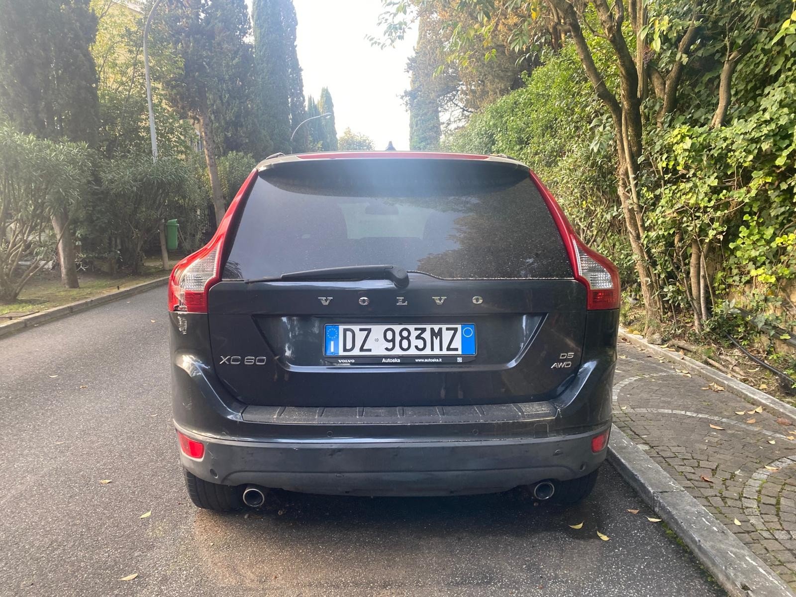 Numer rejestracyjny DZ983MZ posiada VOLVO XC60