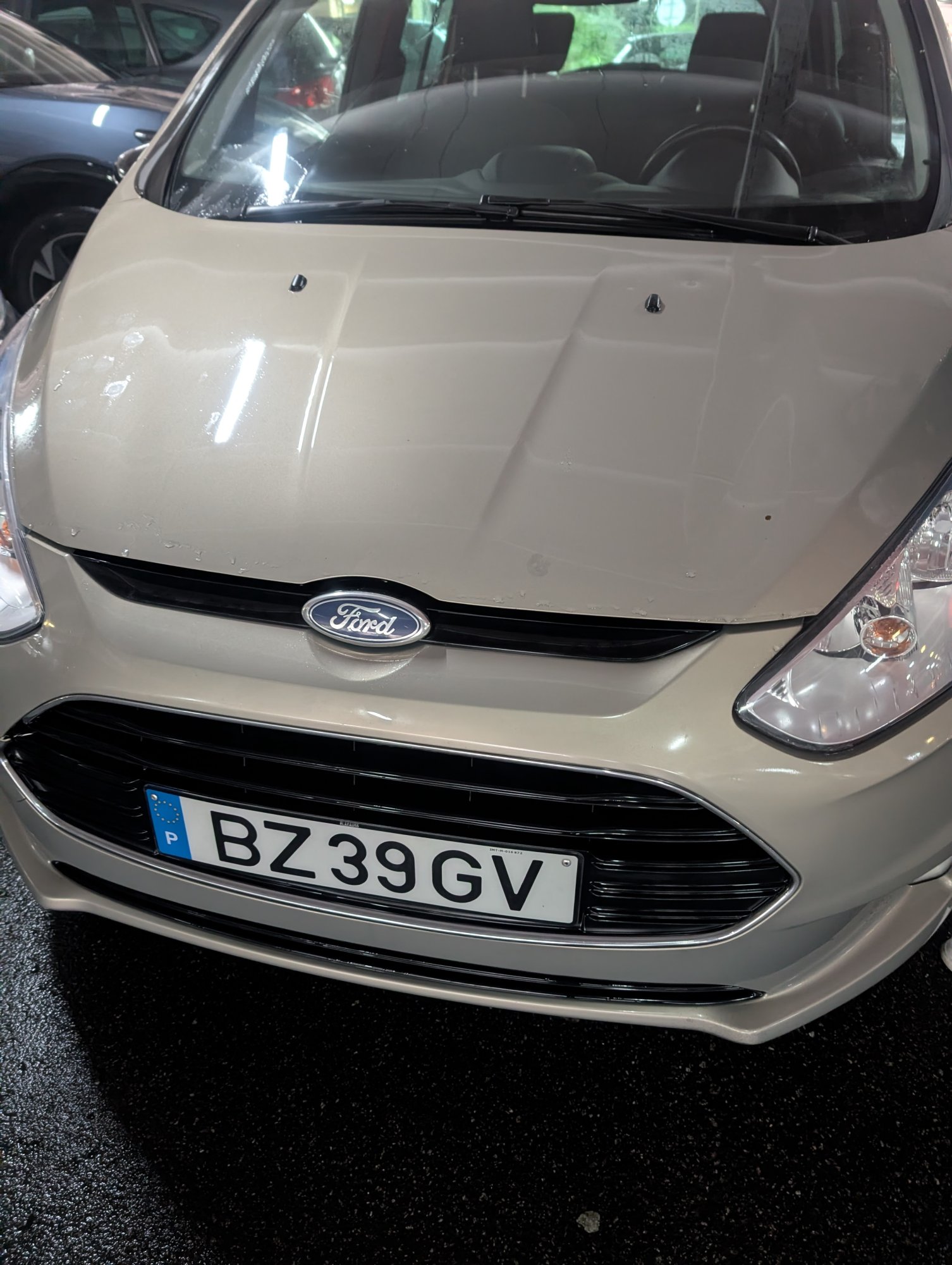 Numer rejestracyjny BZ39GV posiada Ford 