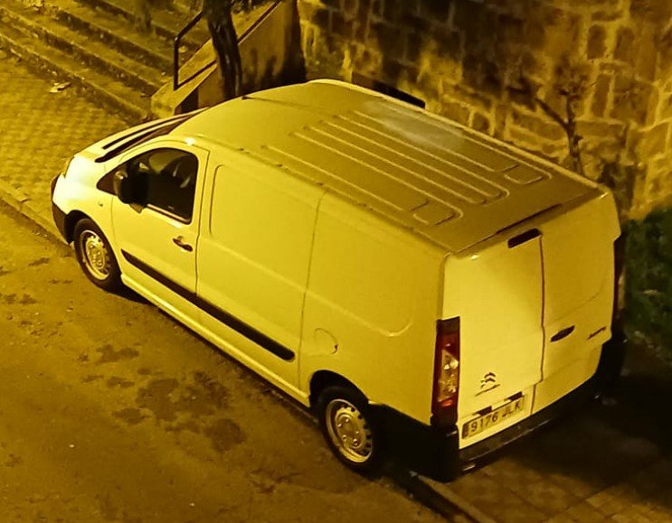 Numer rejestracyjny 9176JXL posiada VOLKSWAGEN POLO