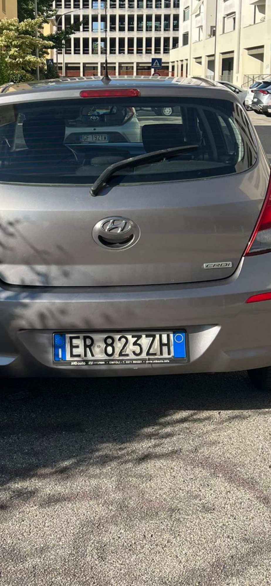 Numer rejestracyjny ER823ZH posiada HYUNDAI i20