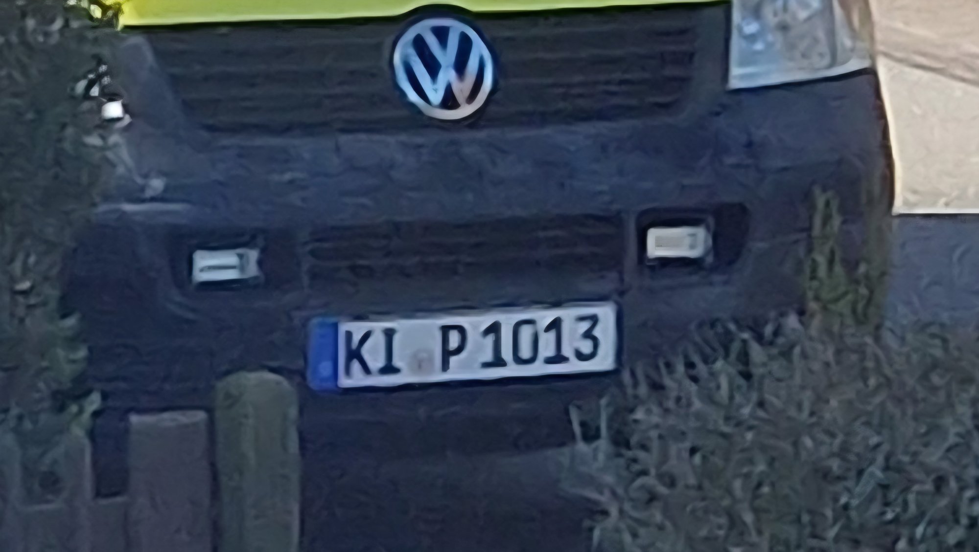 Numer rejestracyjny KIP1013 posiada Volkswagen 