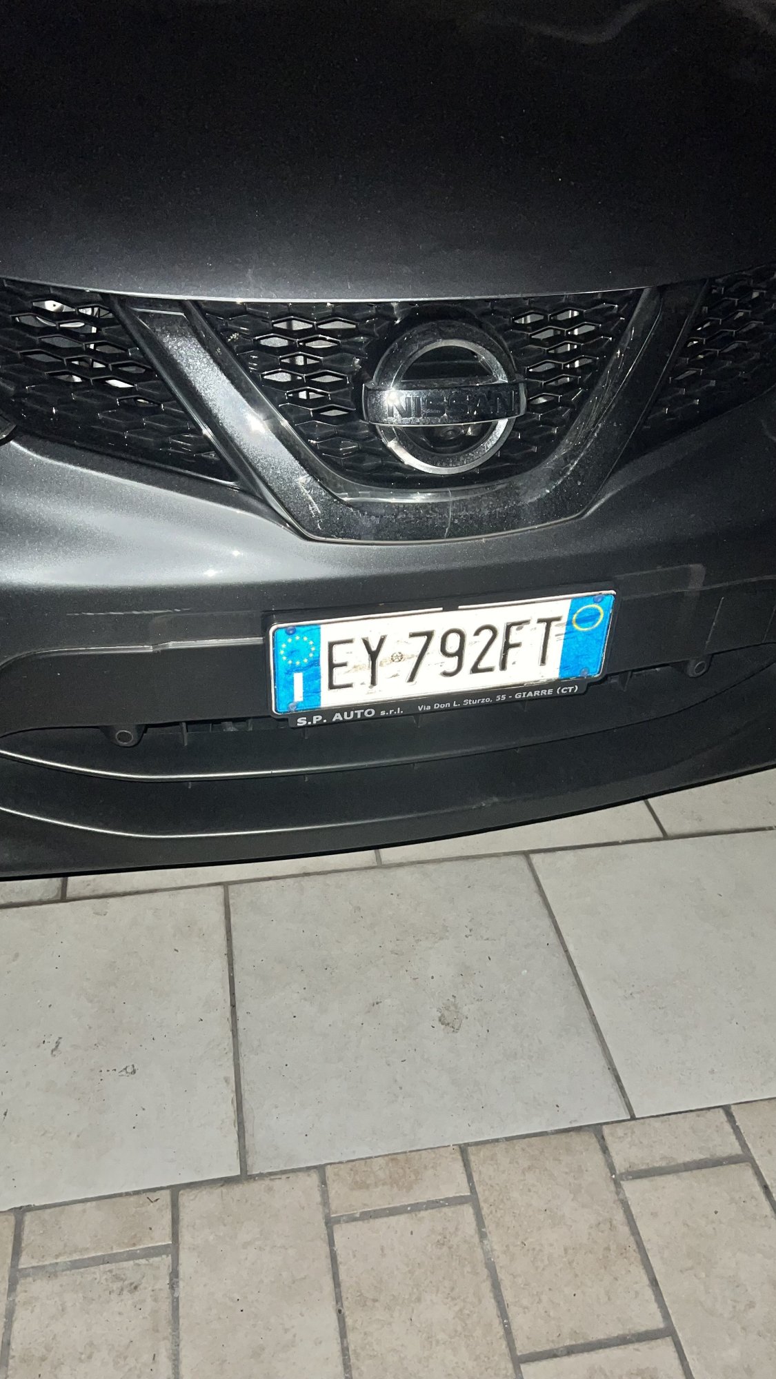 Numer rejestracyjny EY792FT posiada NISSAN Qashqai 2a serie