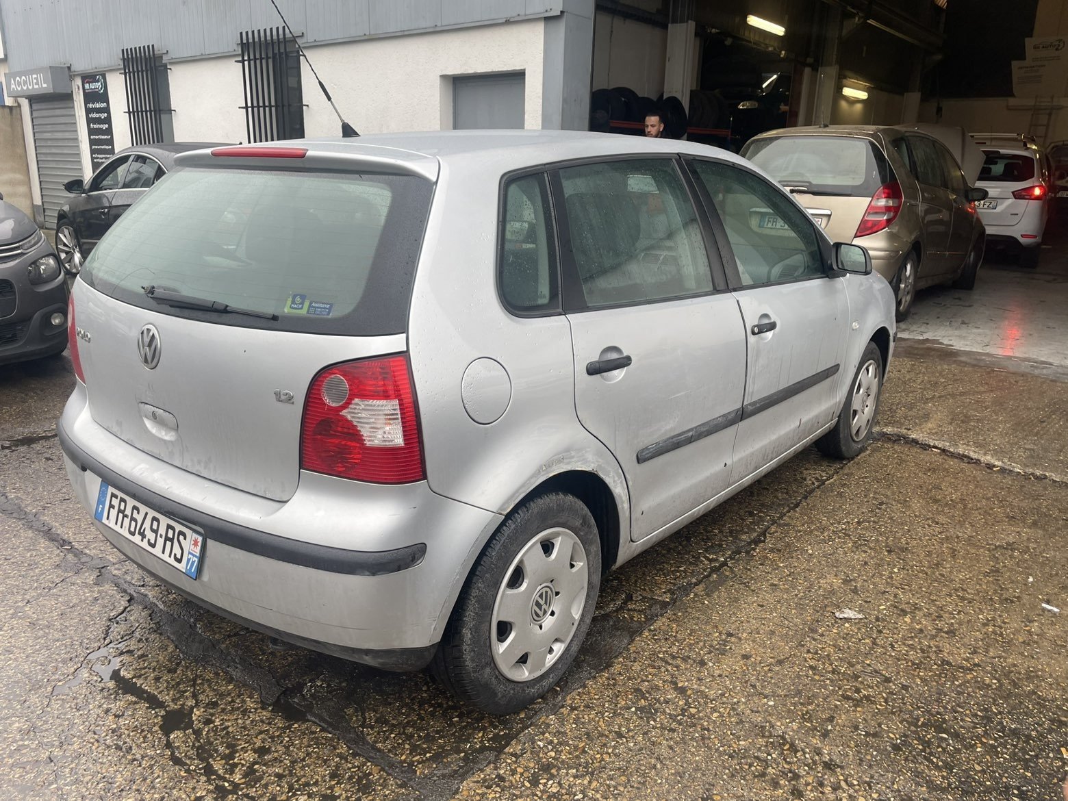 Numer rejestracyjny FR649RS posiada VOLKSWAGEN POLO Numer rejestracyjny FR649RS posiada VOLKSWAGEN POLO