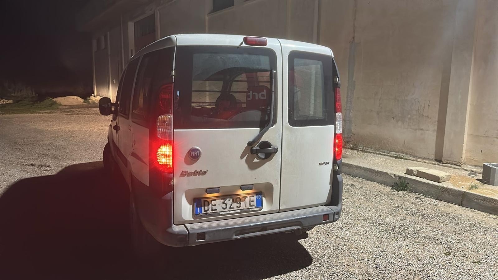 Numer rejestracyjny DE328LE posiada RENAULT Clio 2a serie