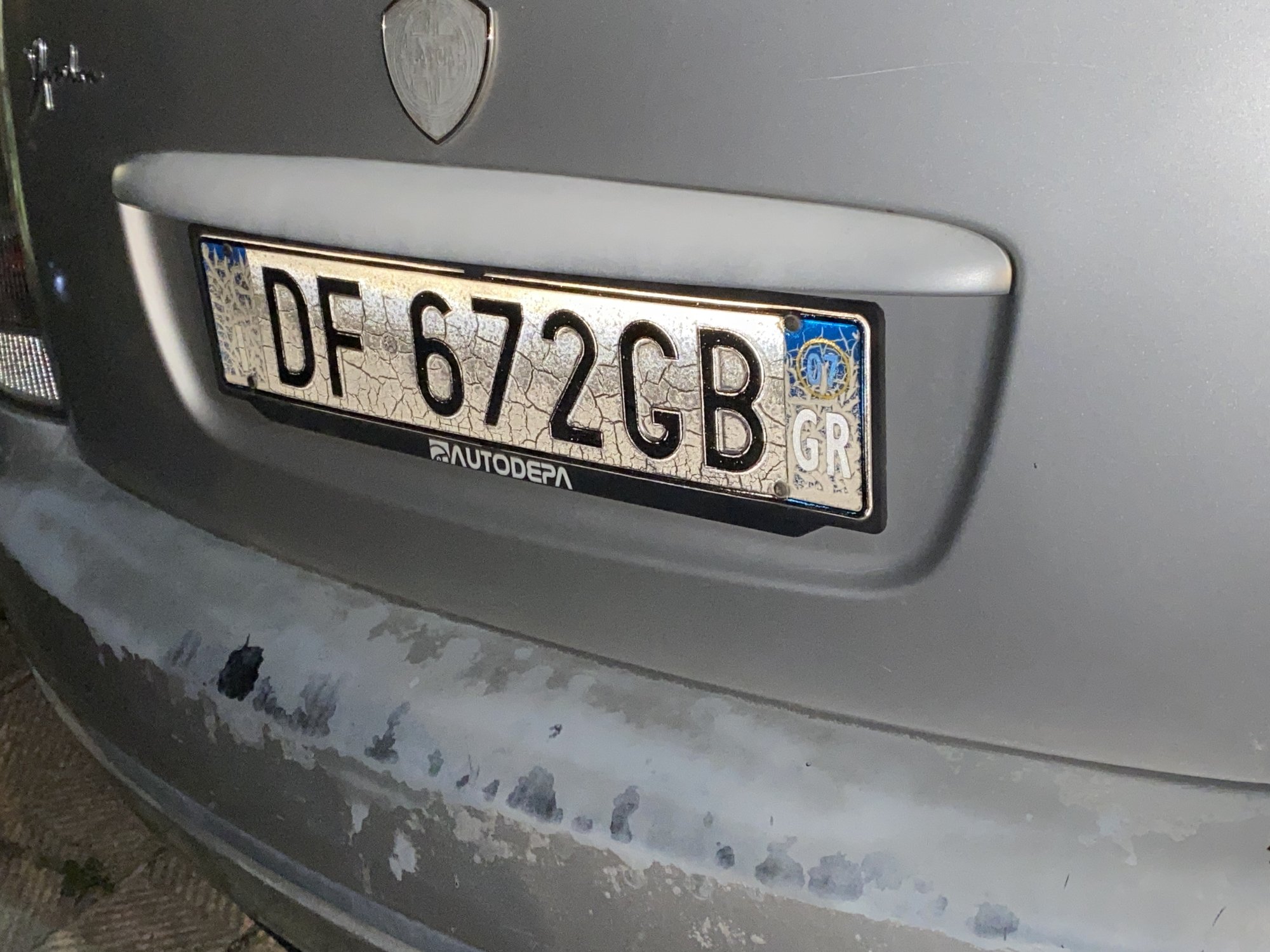 Numer rejestracyjny DF672GB posiada  