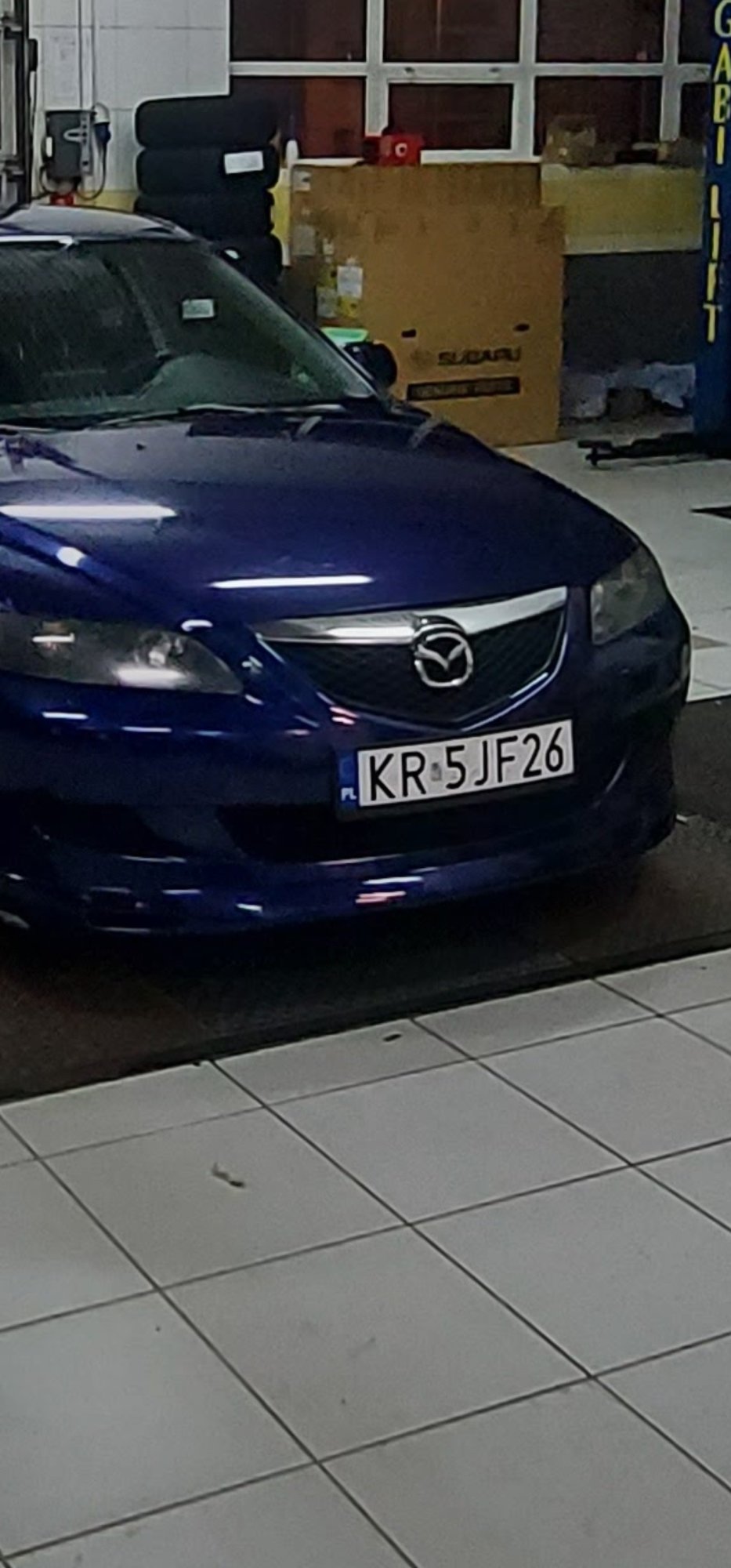 Numer rejestracyjny KR 5JF26 posiada MAZDA 6 - KR5JF26