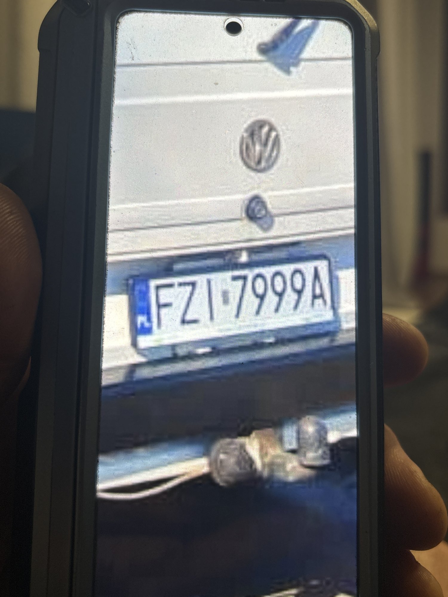 Numer rejestracyjny FZI 7999A posiada VOLKSWAGEN TRANSPORTER - FZI7999A