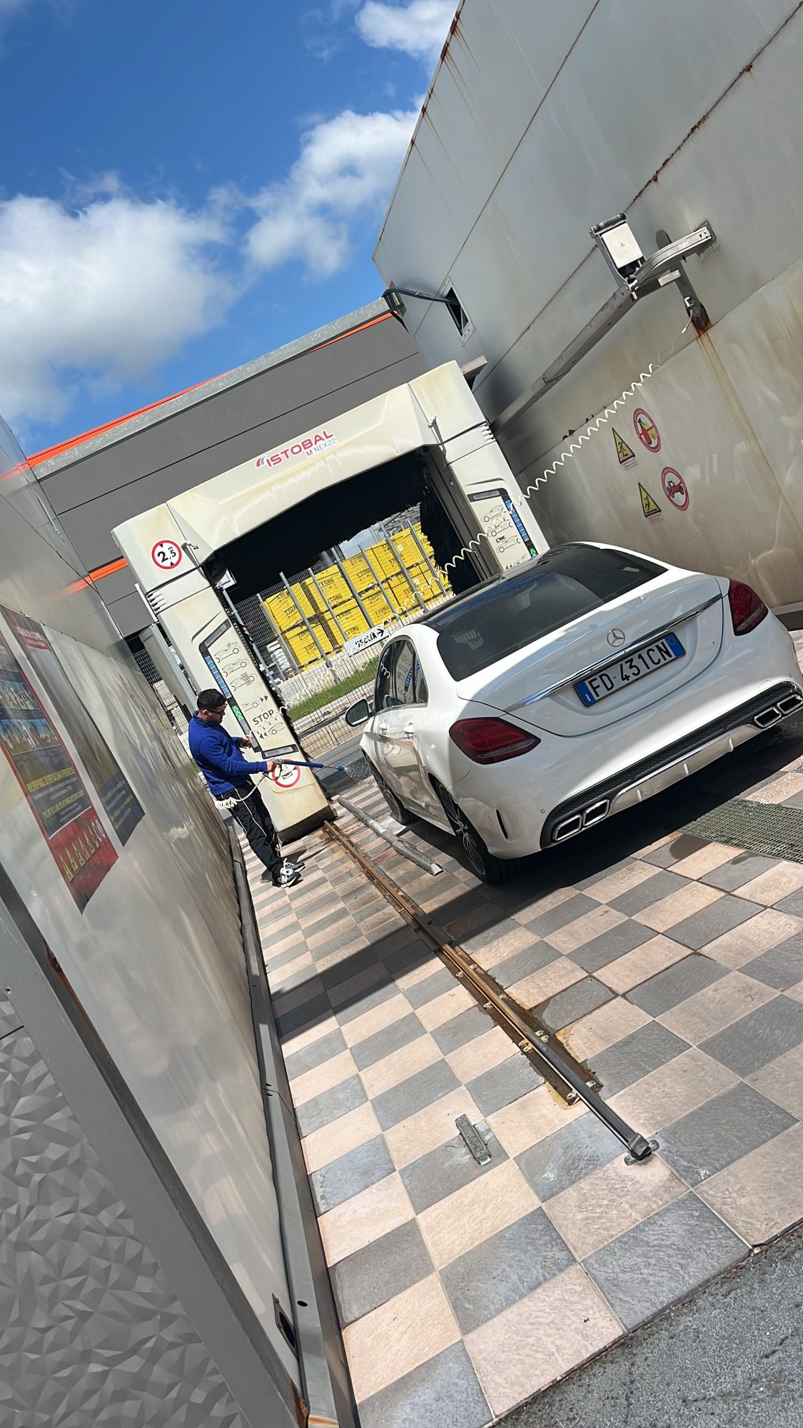 Numer rejestracyjny FD431CN posiada MERCEDES Classe C Numer rejestracyjny FD431CN posiada MERCEDES Classe C