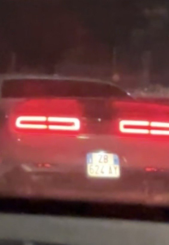 Numer rejestracyjny ZB624AY posiada  