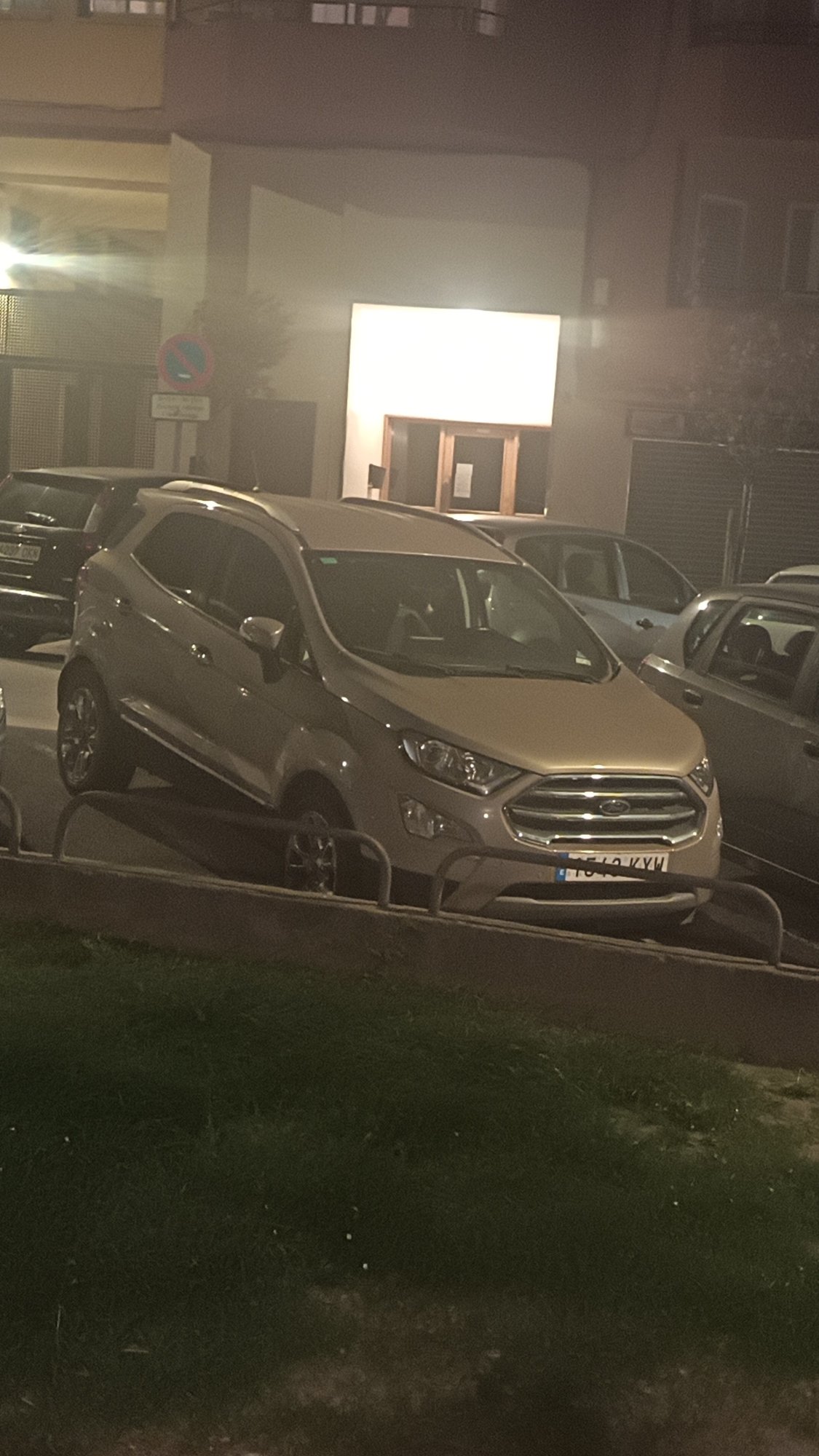 Numer rejestracyjny 4541KXM posiada SEAT ATECA