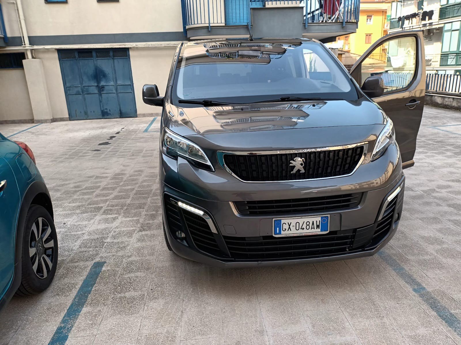 Numer rejestracyjny CX048AW posiada PEUGEOT 307