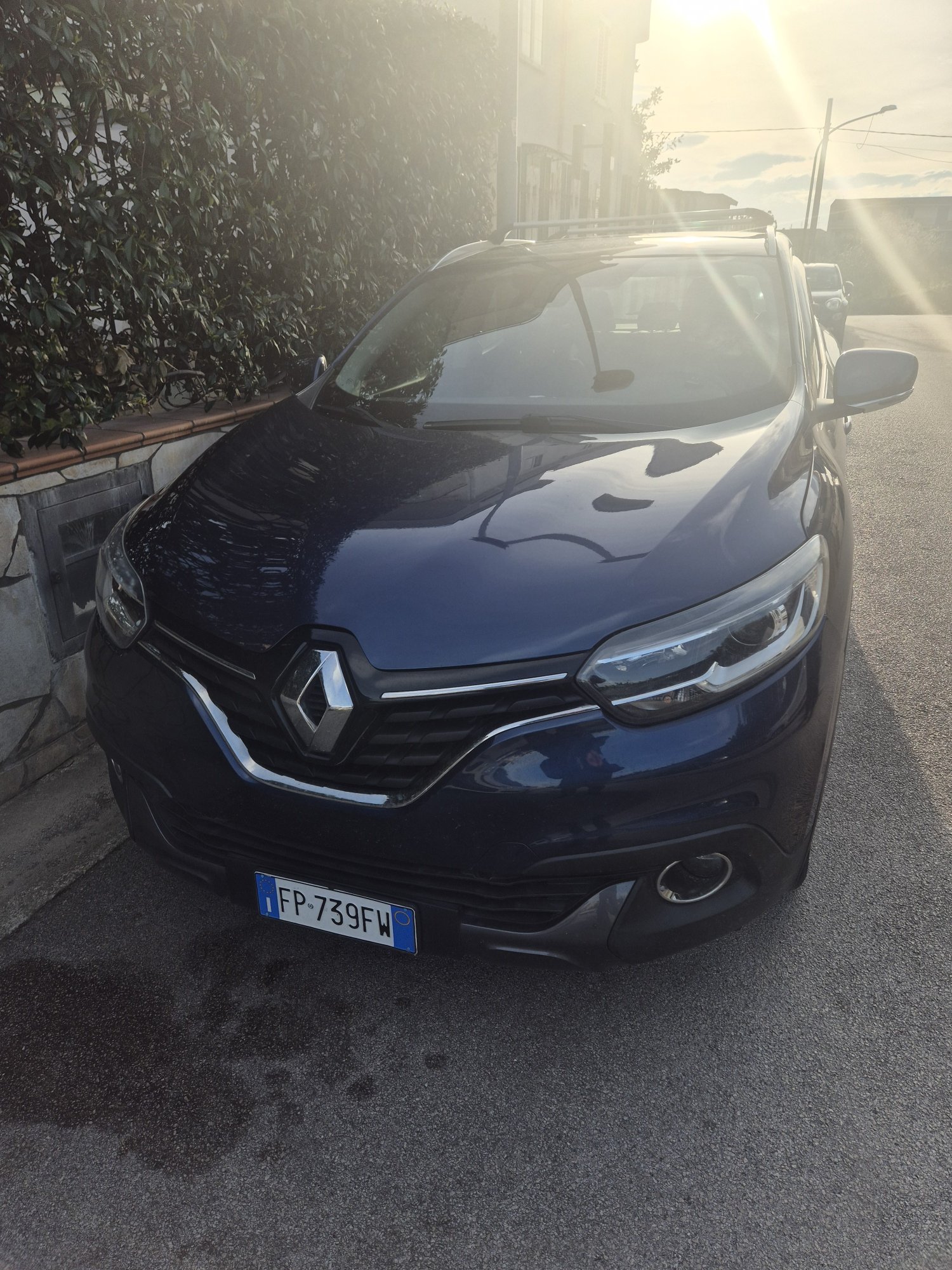 Numer rejestracyjny FP739FW posiada RENAULT Kadjar