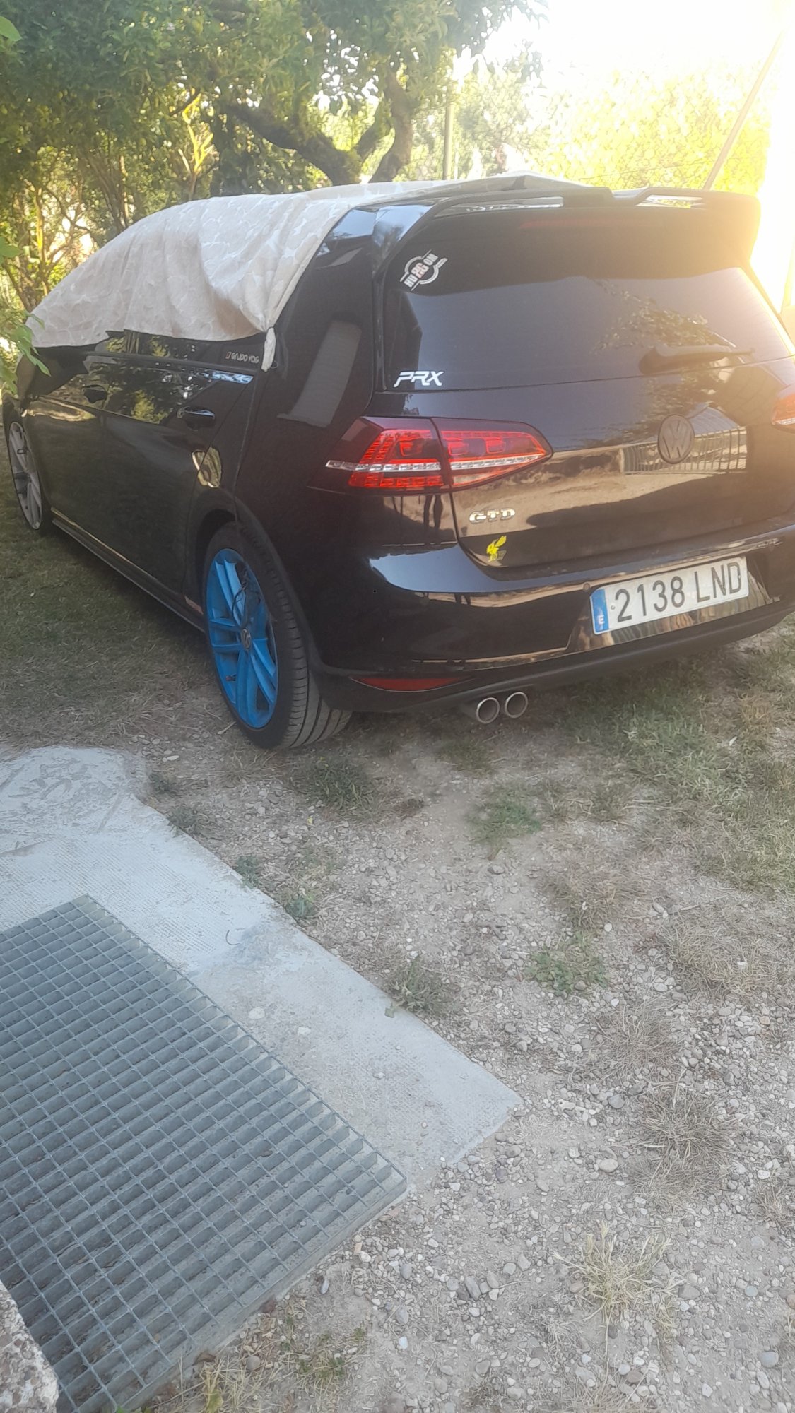 Numer rejestracyjny 2138LND posiada VOLKSWAGEN GOLF