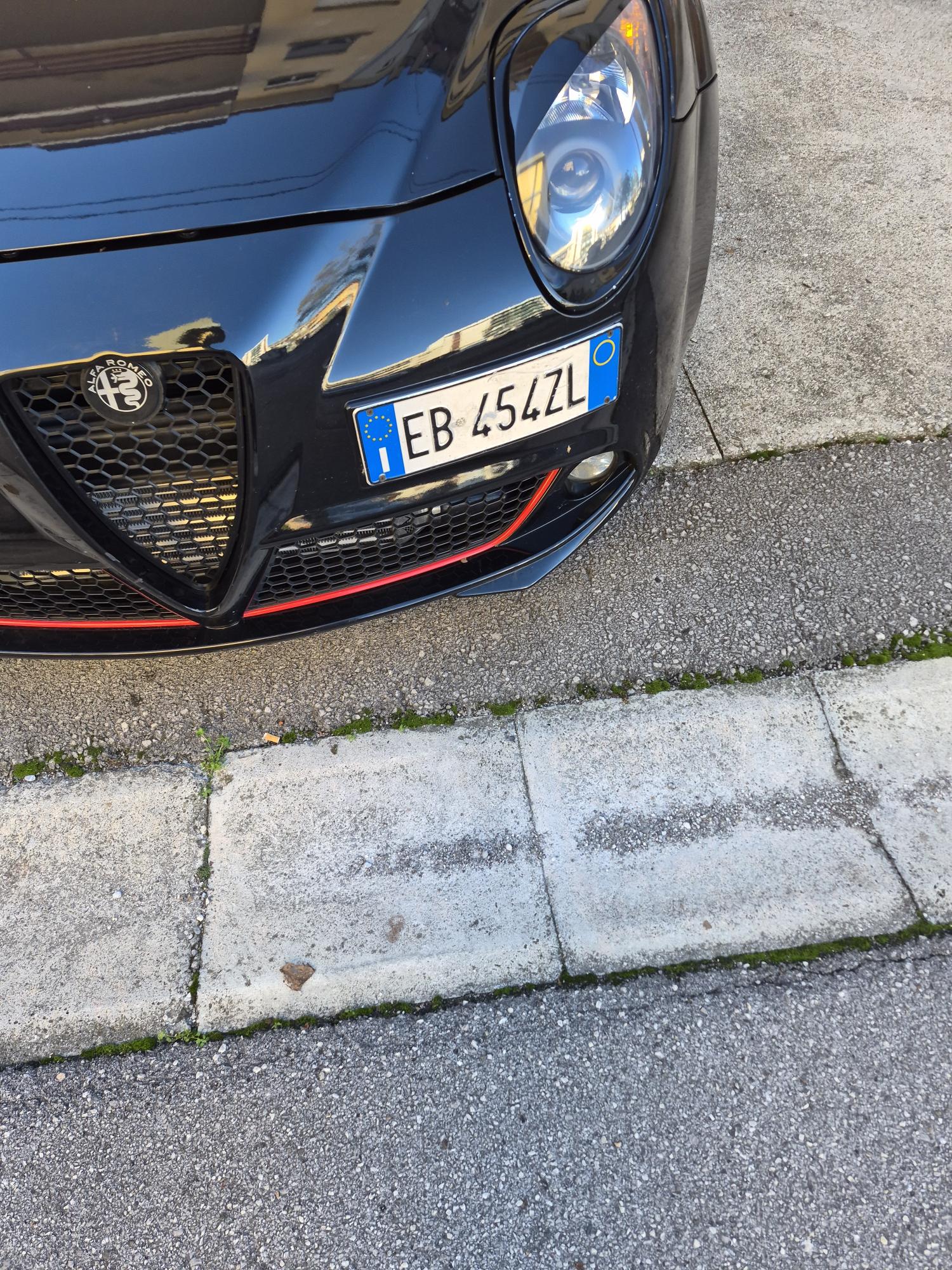 Numer rejestracyjny EB454ZL posiada ALFA ROMEO MiTo Numer rejestracyjny EB454ZL posiada ALFA ROMEO MiTo