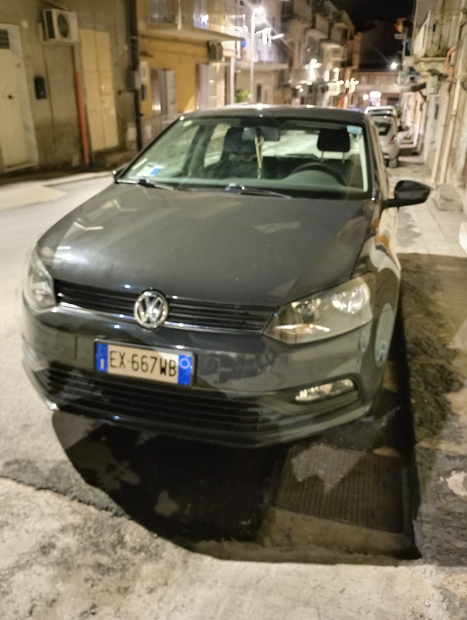 Numer rejestracyjny EX667WB posiada VOLKSWAGEN Polo 5a serie Numer rejestracyjny EX667WB posiada VOLKSWAGEN Polo 5a serie