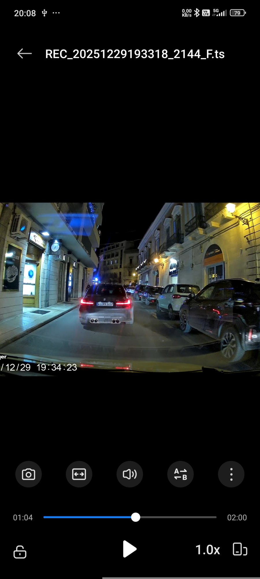 Numer rejestracyjny WPW3657 posiada BMW 