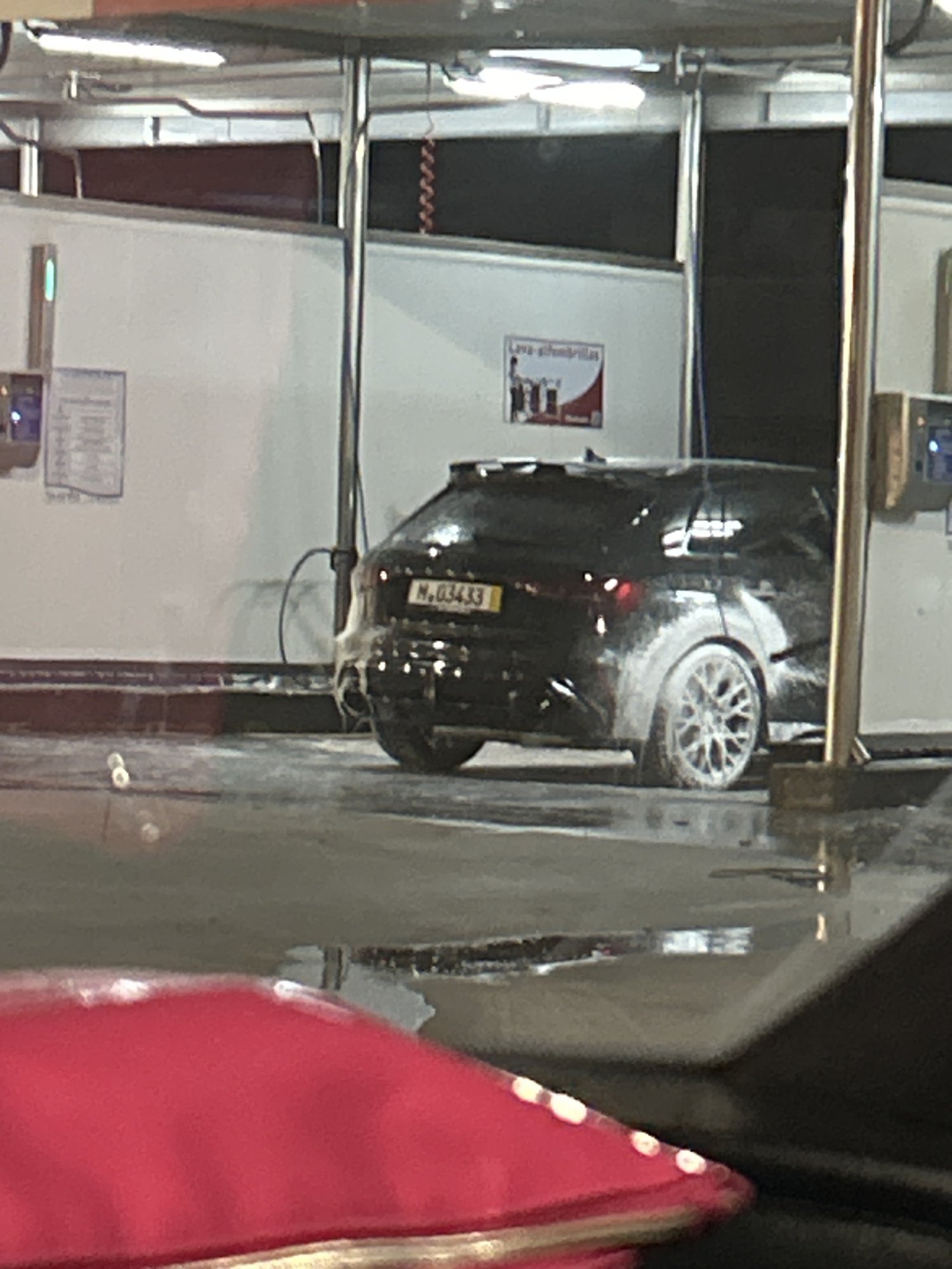 Numer rejestracyjny M63443 posiada  