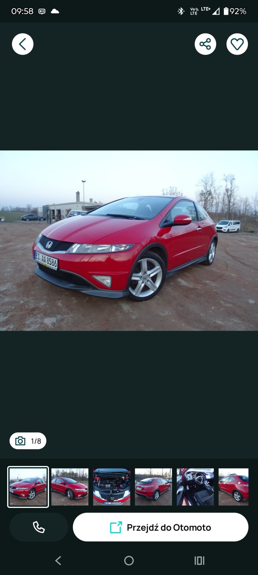 Numer rejestracyjny ESAA8586 posiada Honda Civic