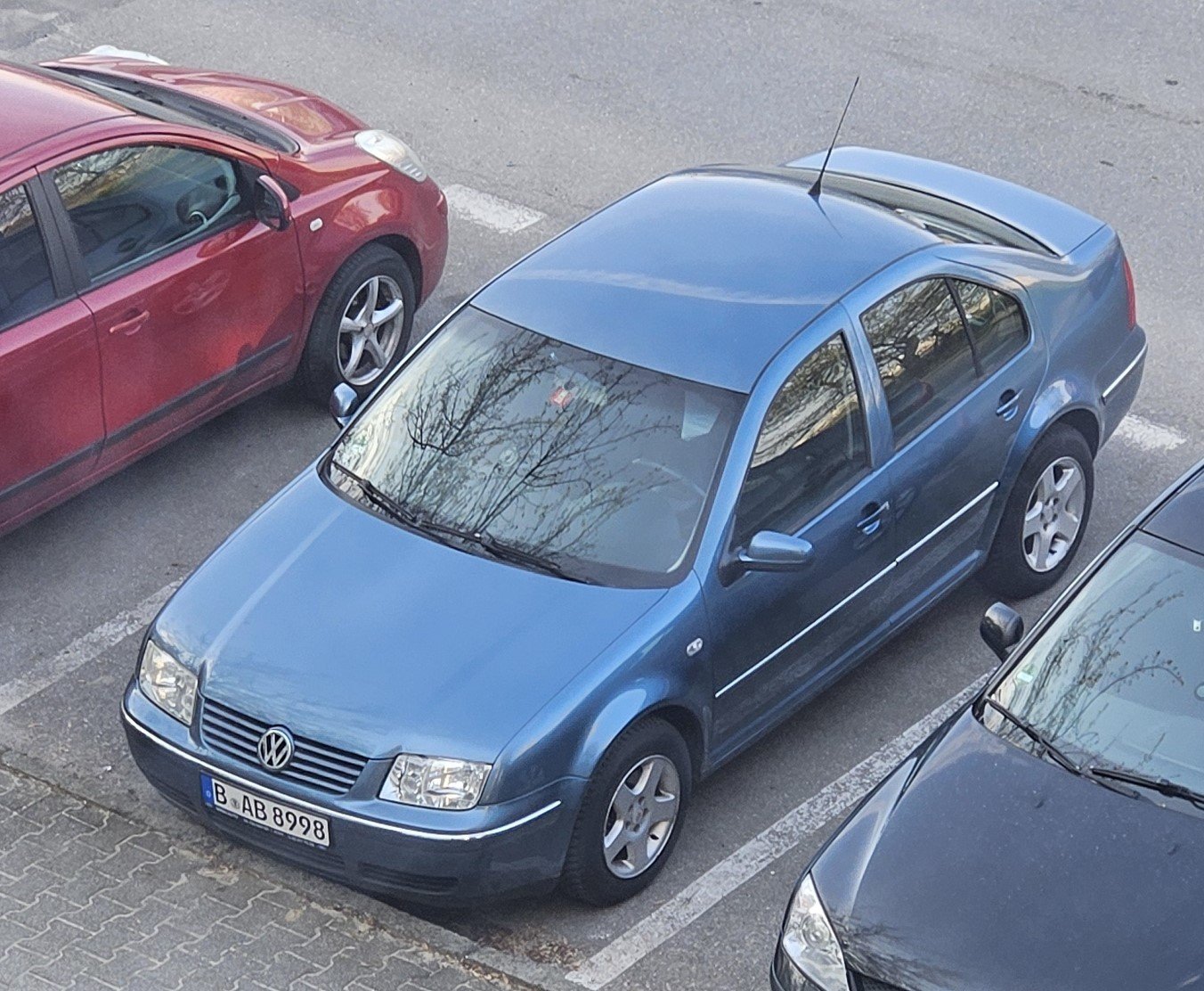 Numer rejestracyjny BAB8998 posiada Volkswagen Jetta