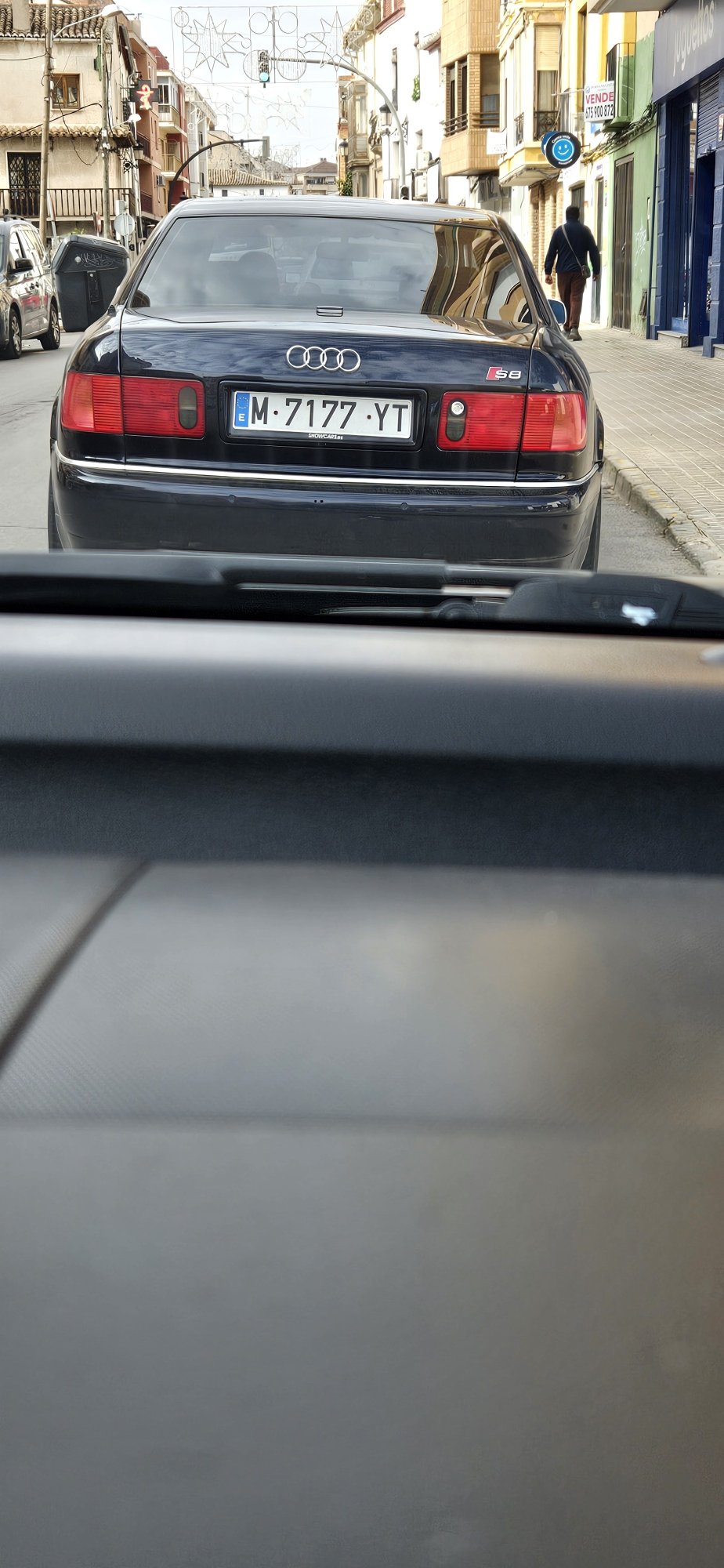 Numer rejestracyjny M7177YT posiada AUDI S8