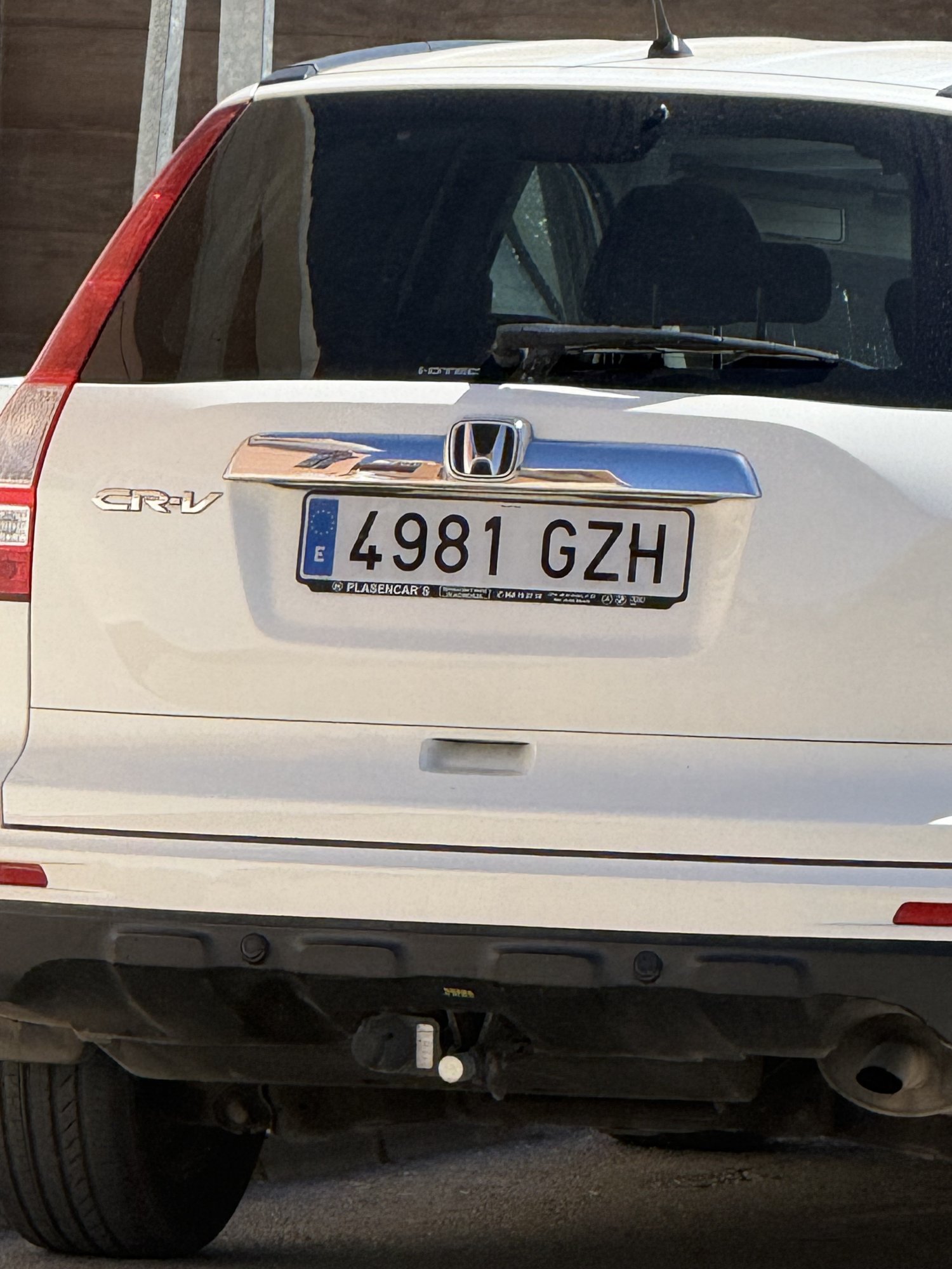 Numer rejestracyjny 4981GZH posiada HONDA CR-V