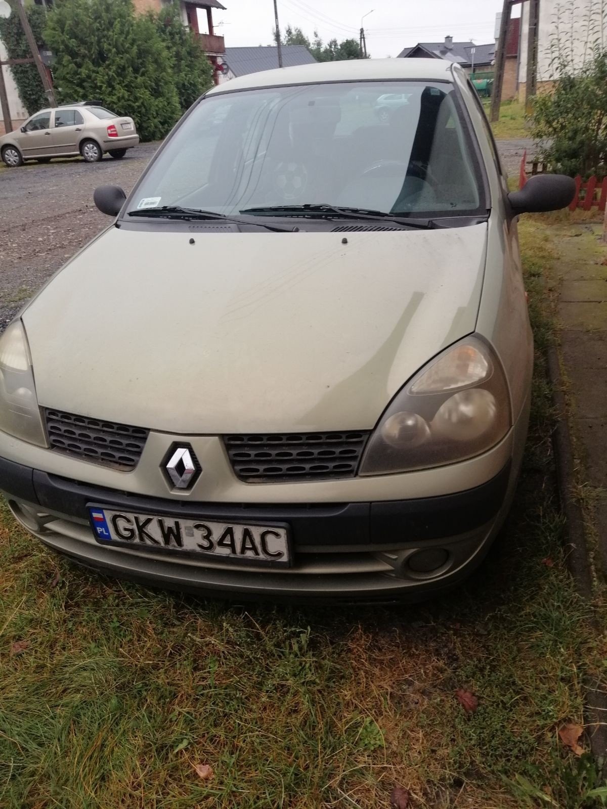 Numer rejestracyjny GKW 34AC posiada RENAULT CLIO - GKW34AC