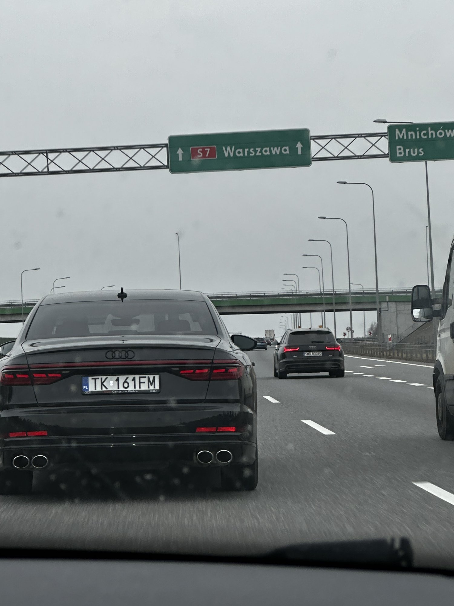 Numer rejestracyjny TK 161FM posiada AUDI S8 Quattro 4.0 TFSI MR`17 E6d D5 Tiptronic - TK161FM