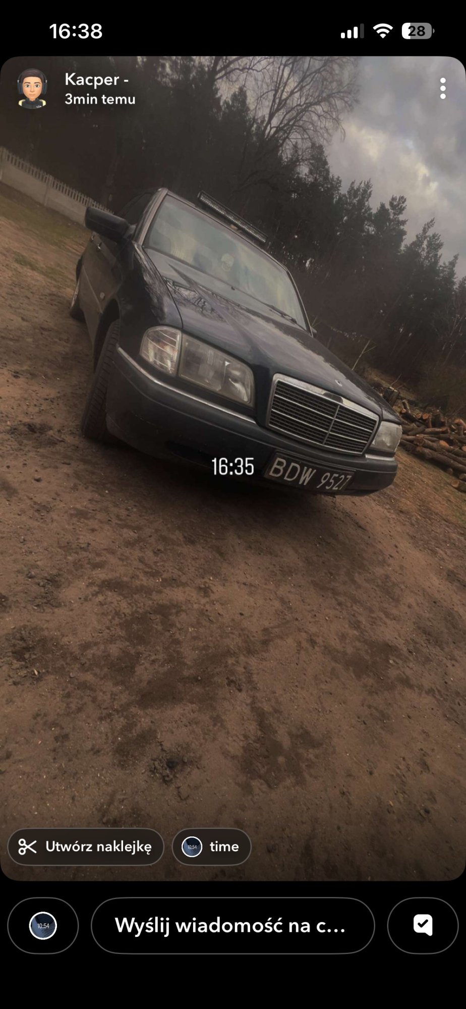 Numer rejestracyjny BDW9527 posiada Mercedes-Benz C-Class