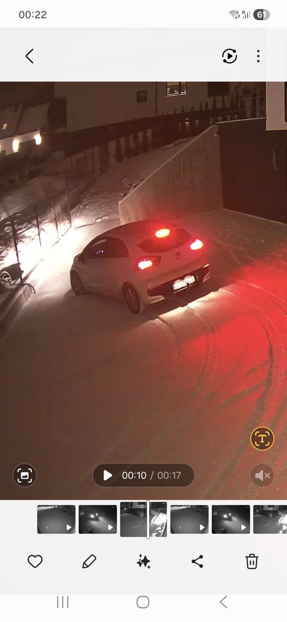 Numer rejestracyjny ST 78925 posiada MAZDA 3 2.0 - ST78925