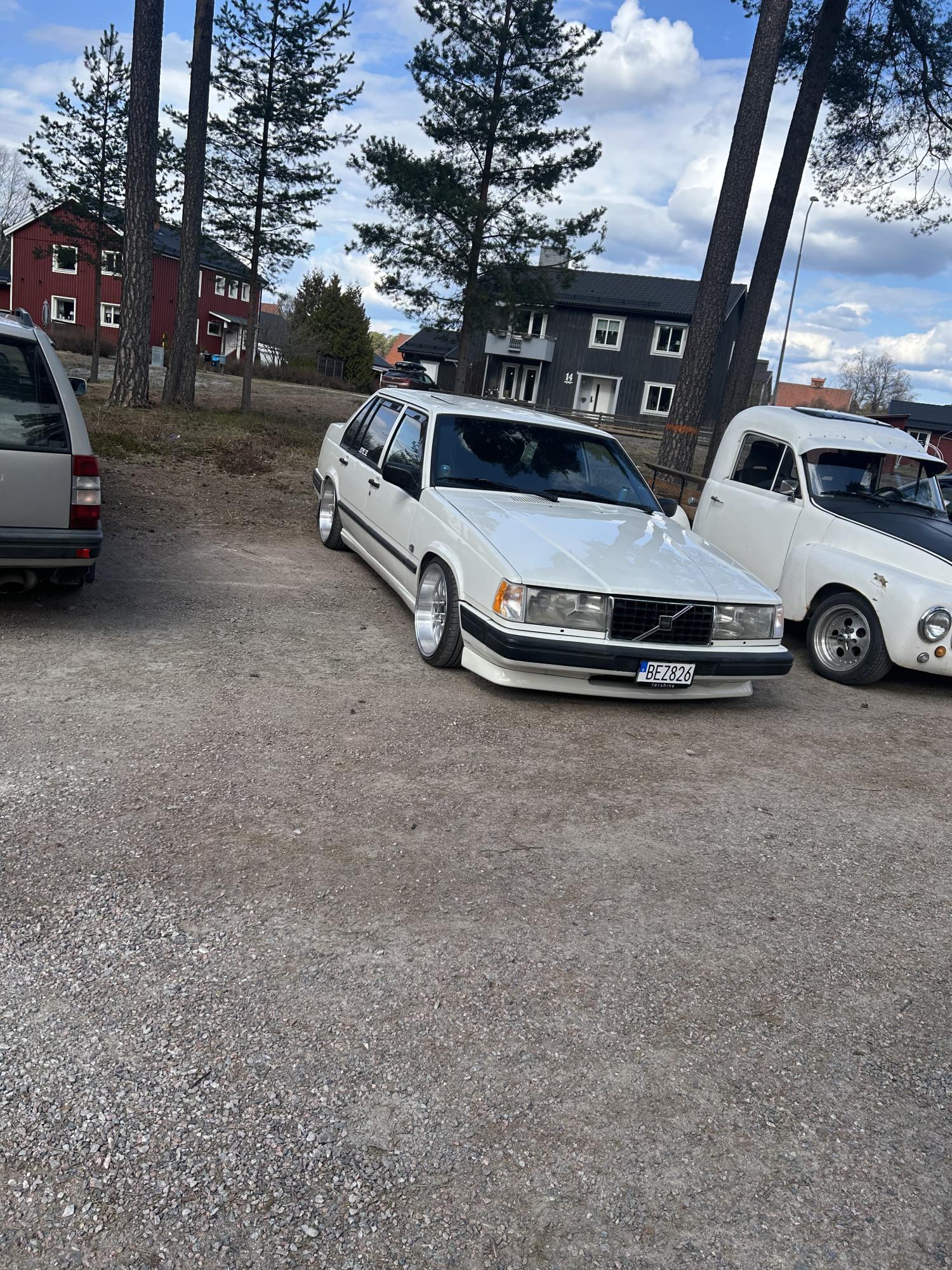 Numer rejestracyjny BEZ826 posiada Volvo Ombyggd BIL