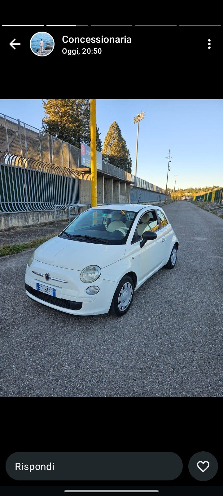 Numer rejestracyjny EC133SF posiada FIAT 500