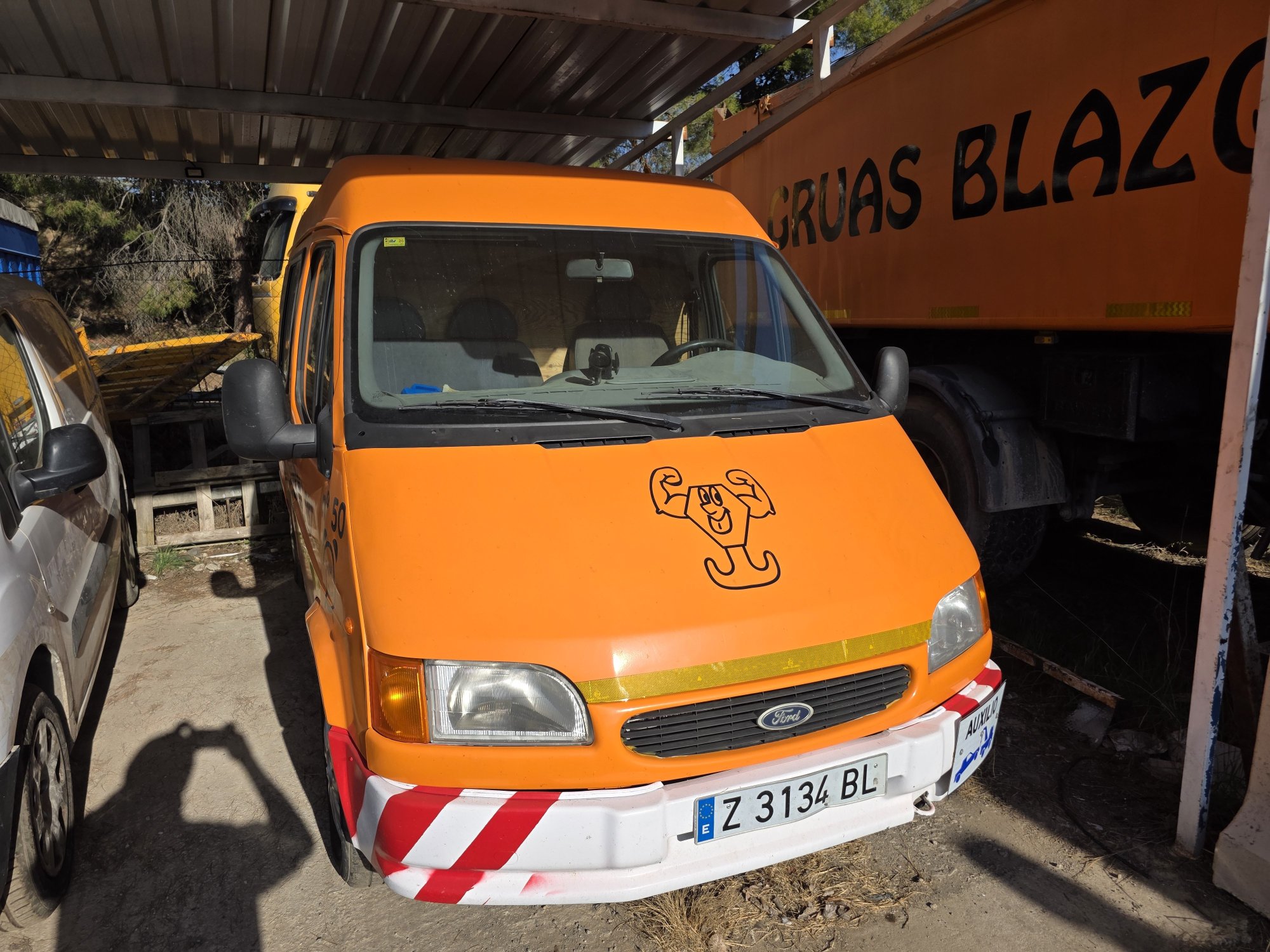 Numer rejestracyjny Z3134BL posiada FORD TRANSIT